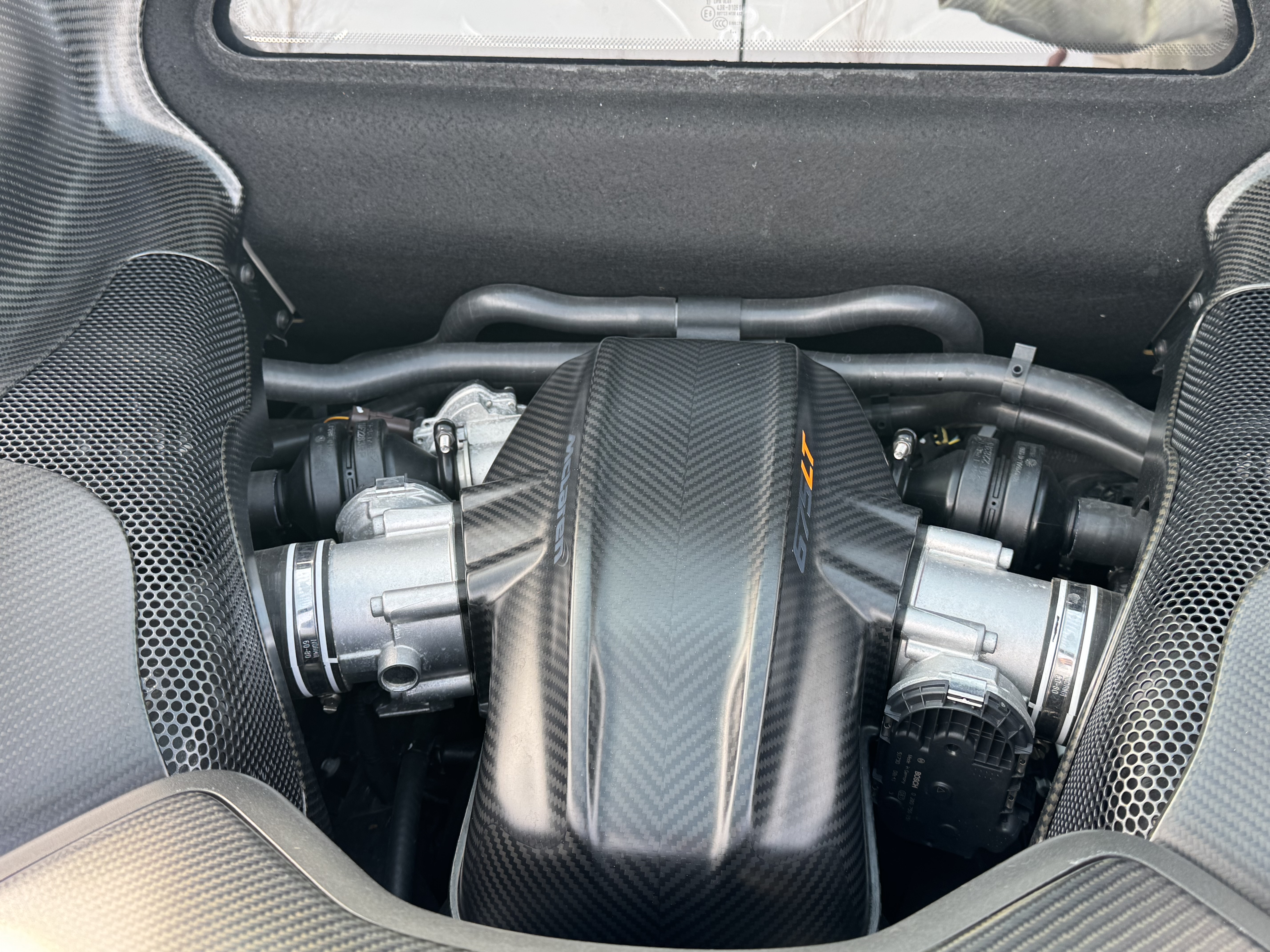 Used 2016 McLaren 675LT Coupe photo 18