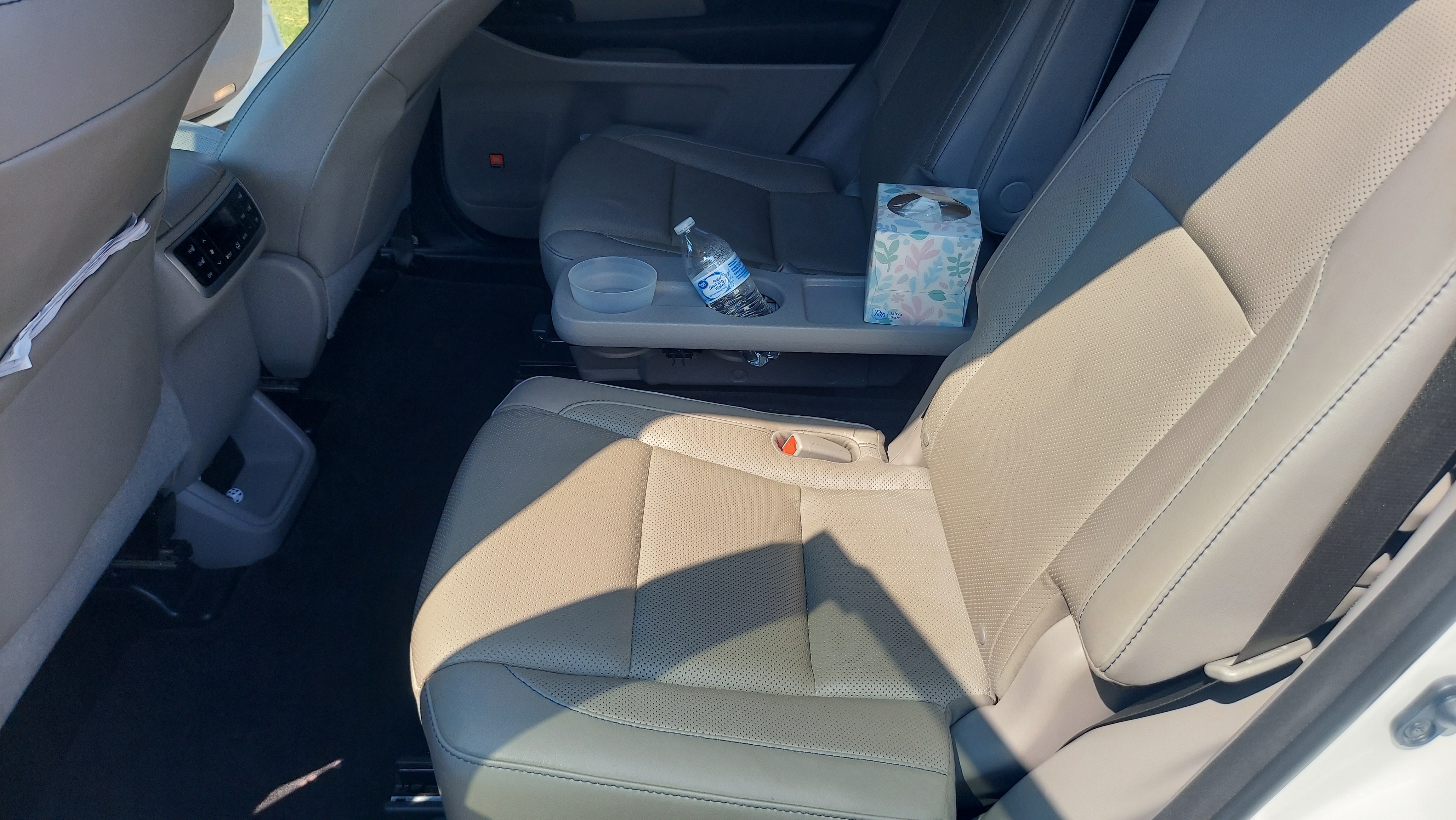 2016 Toyota Highlander Limited Platinum