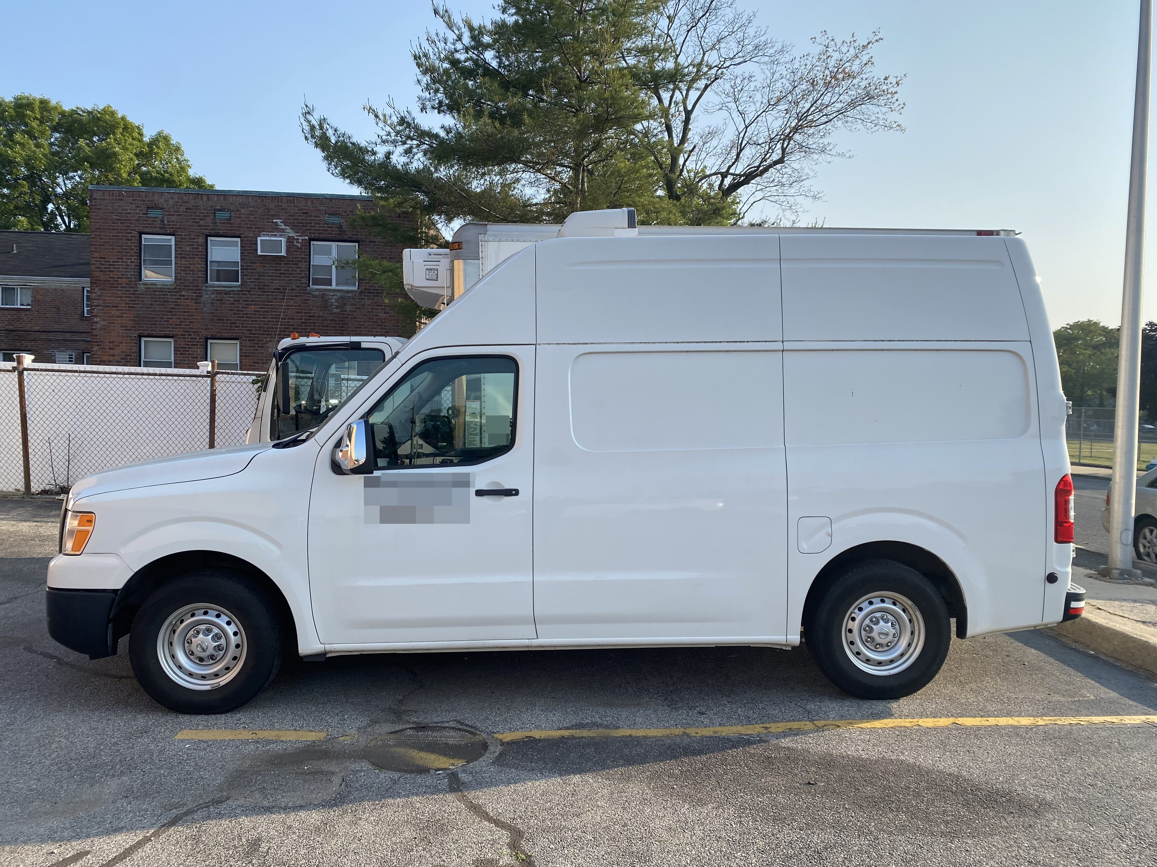 Used nissan best sale van nv2500