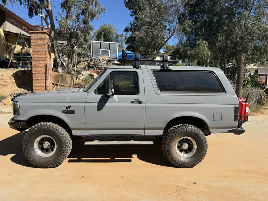 1996 Ford Bronco