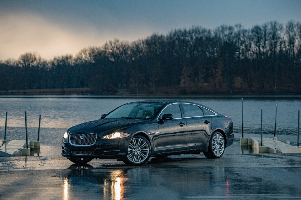 Jaguar XJ Gray Ultra HD Desktop Background Wallpaper for : Multi Display,  Dual Monitor : Tablet : Smartphone