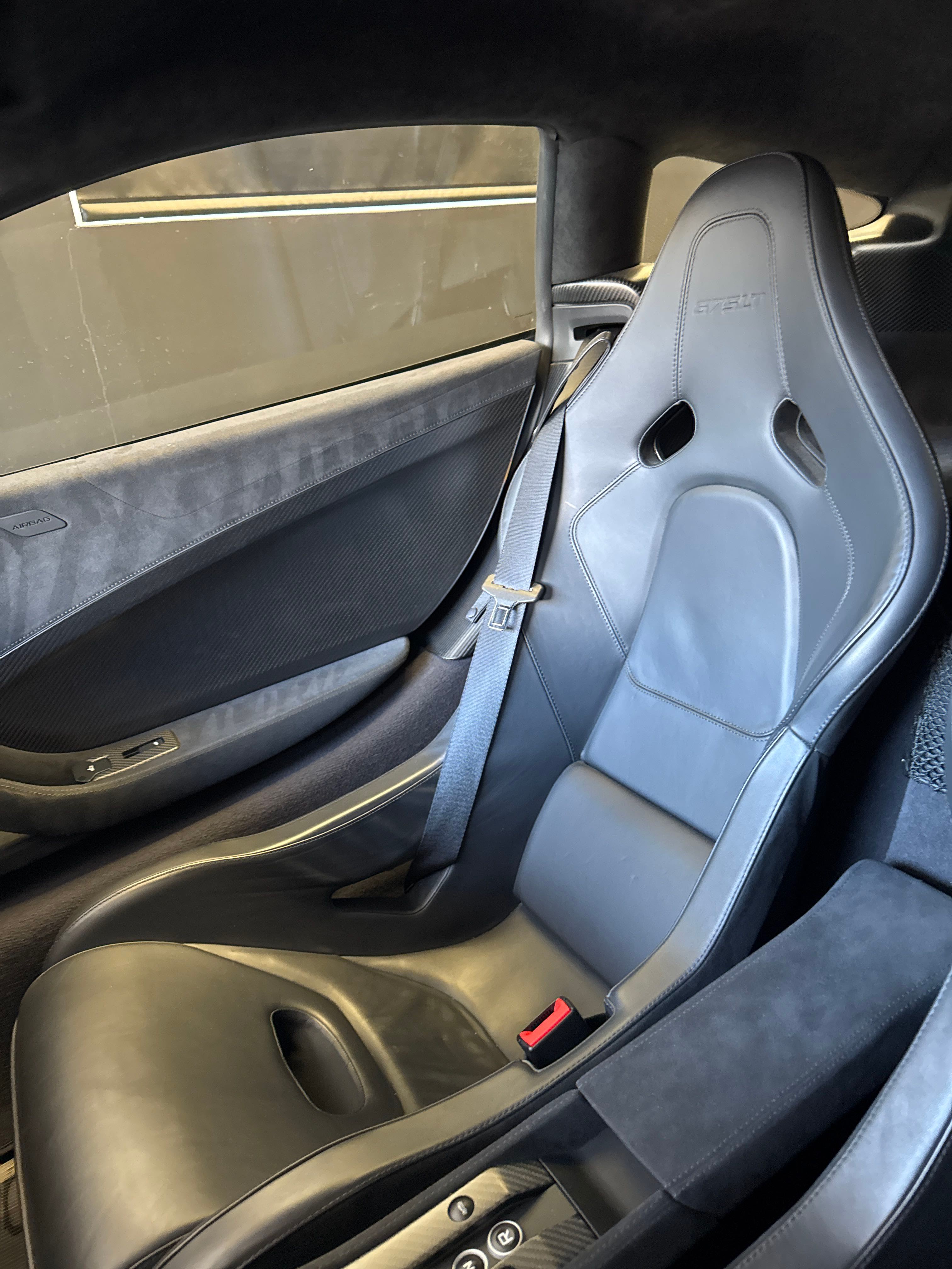 Used 2016 McLaren 675LT Coupe photo 22