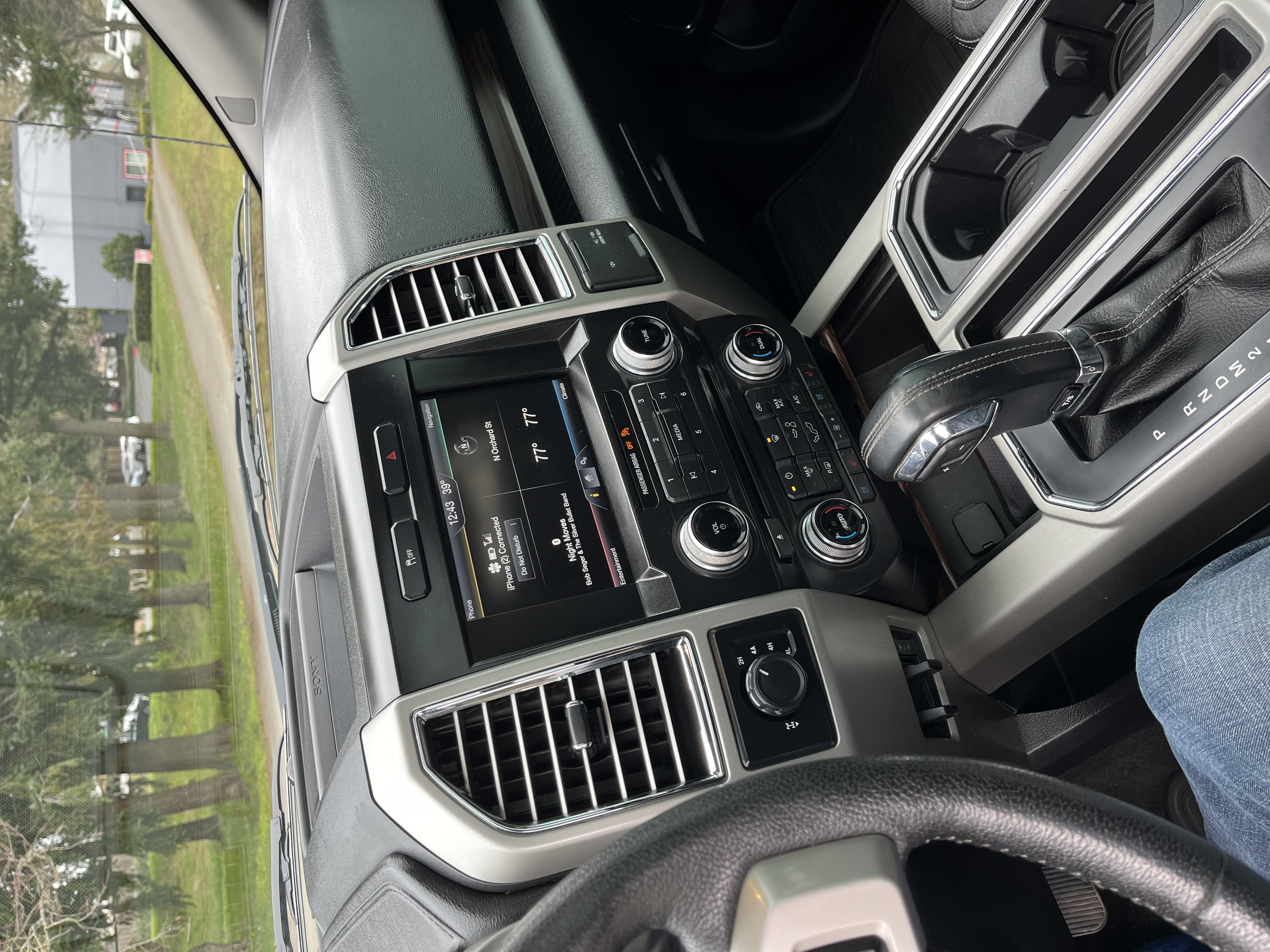 2015 Ford F150 Lariat