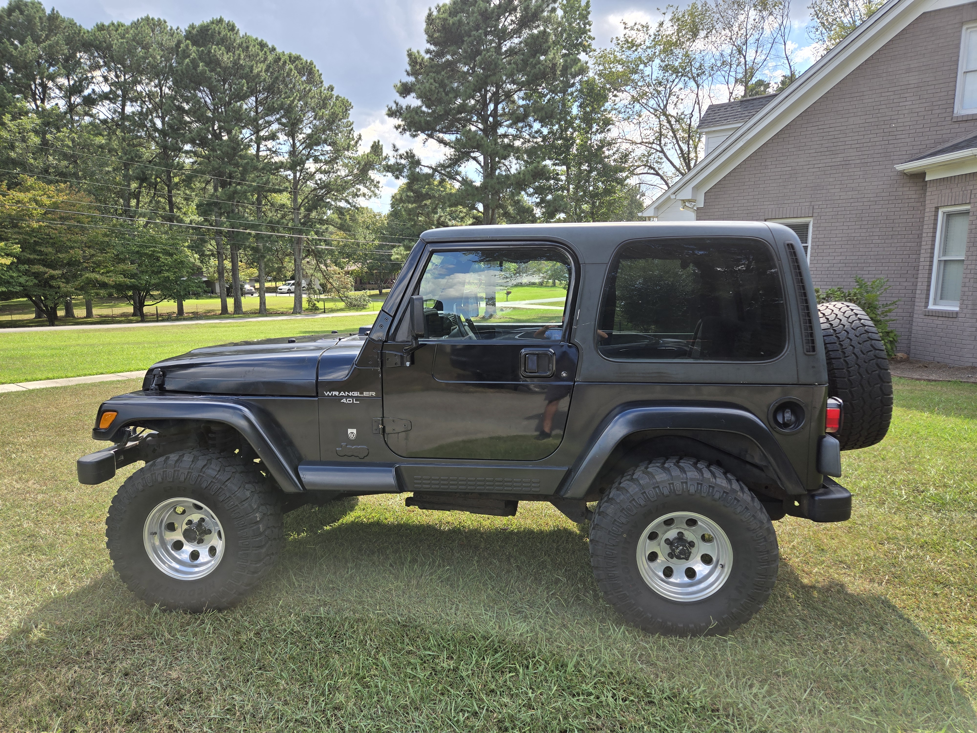 Used 2001 Jeep Wrangler Sport