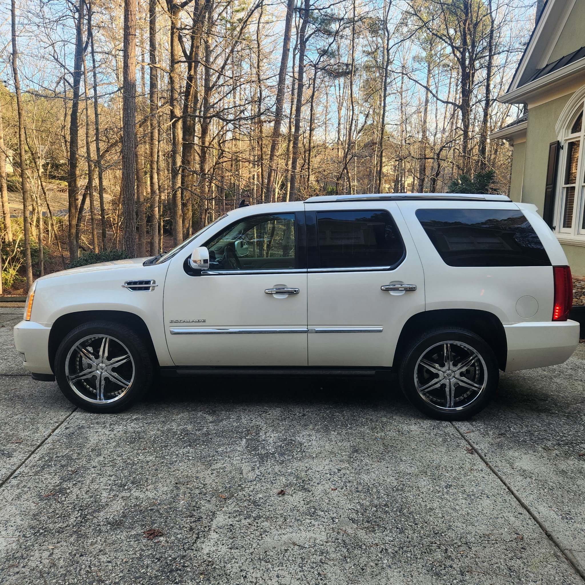 2010 Cadillac Escalade Premium