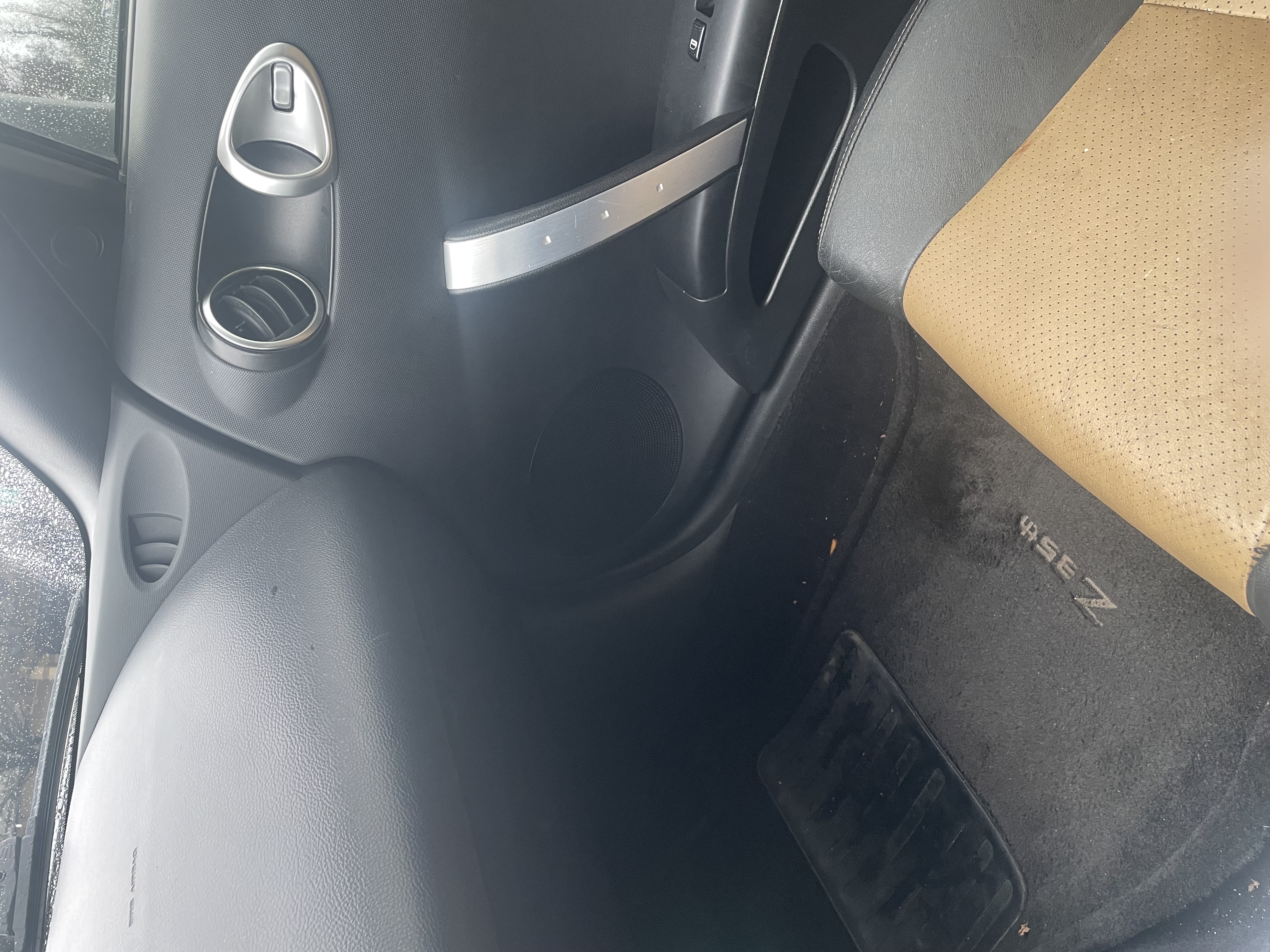 Used 2005 Nissan 350Z 35th Anniversary Edition w/ (N93) Cargo Convenience Pkg