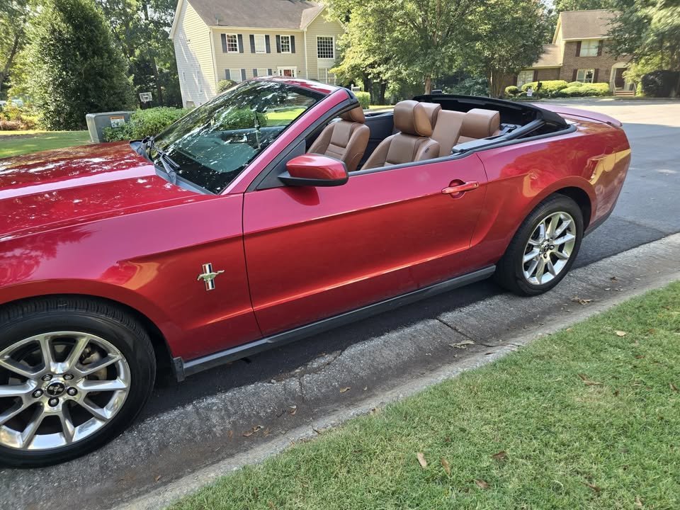 2010 Ford Mustang Convertible