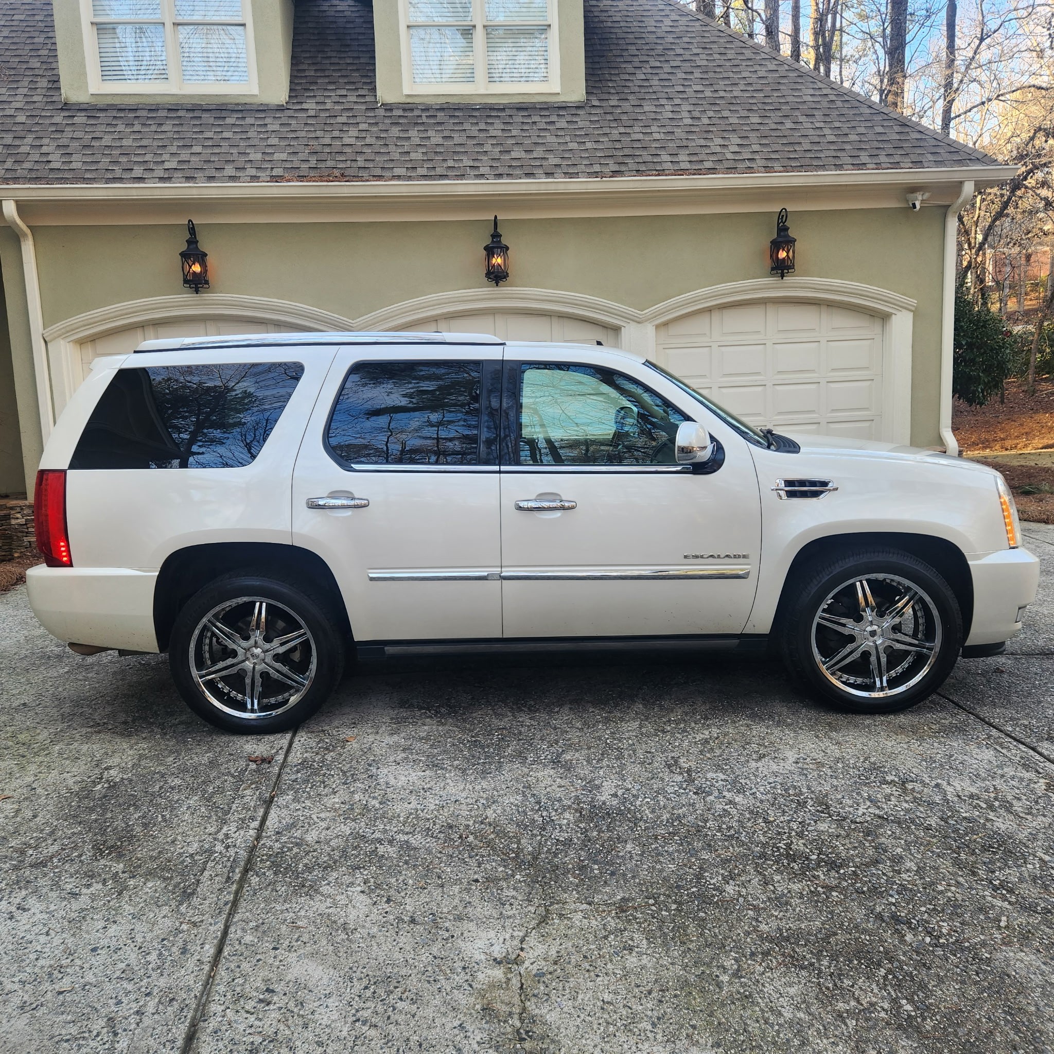 2010 Cadillac Escalade Premium