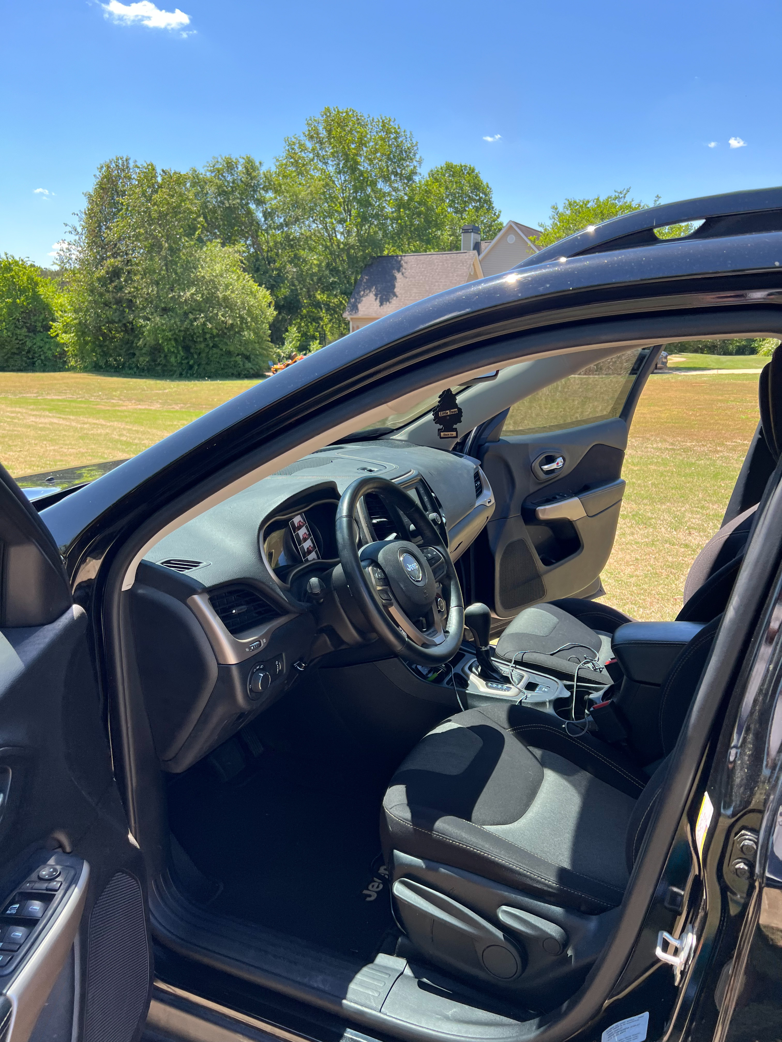 2017 Jeep Cherokee Sport