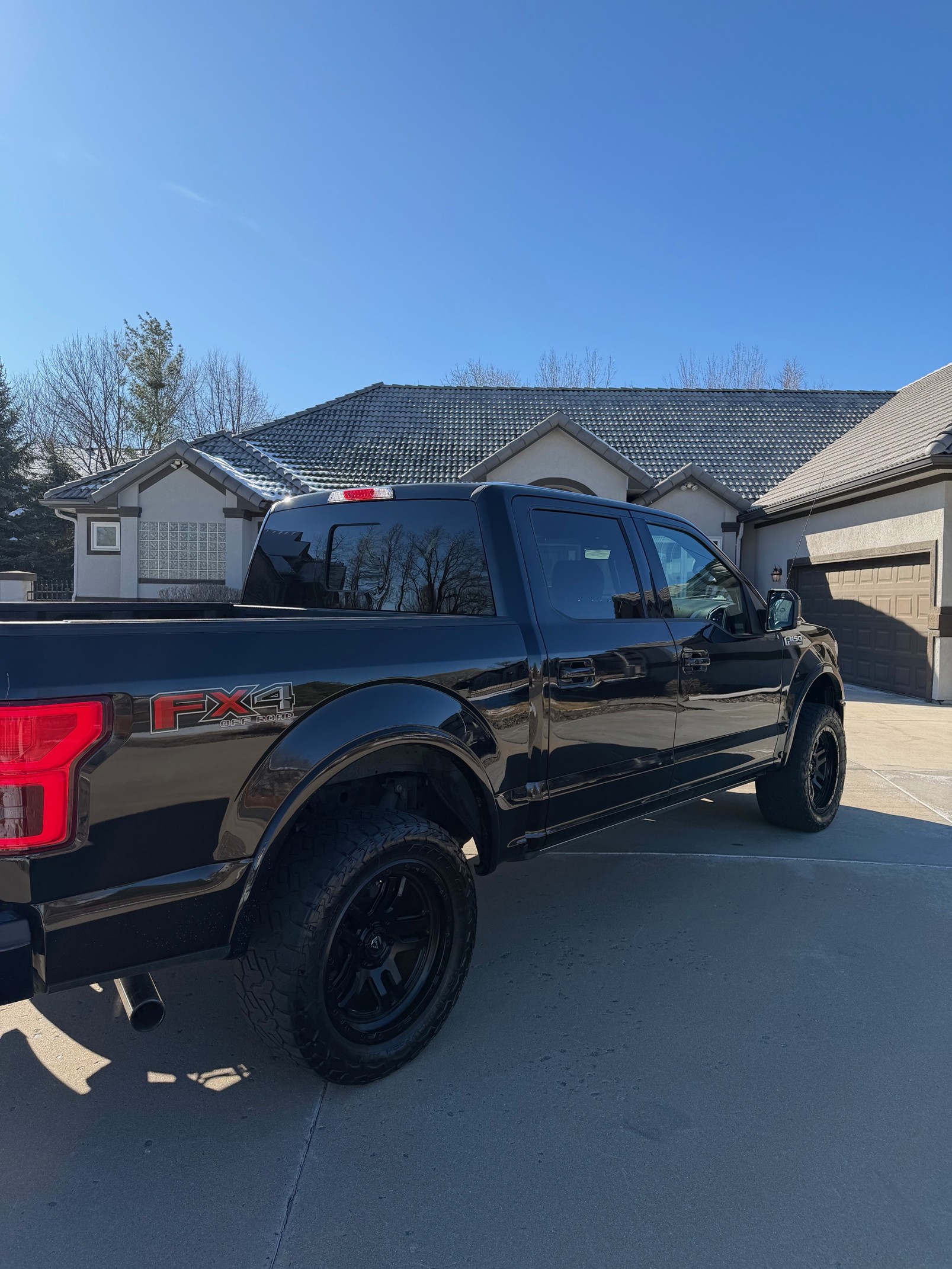 2020 Ford F150 Lariat