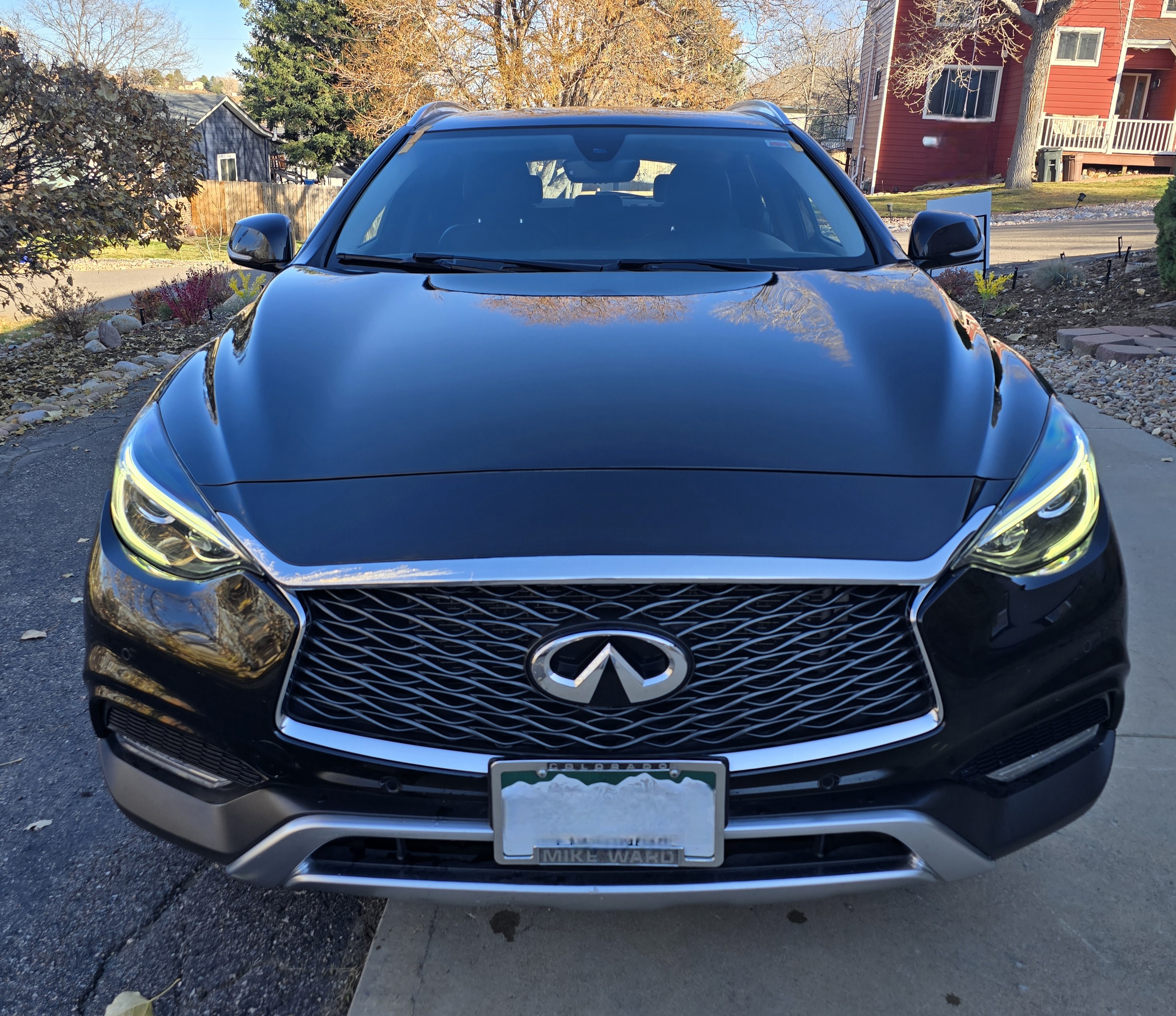 Used 2017 INFINITI QX30 Premium w/ Navigation Package