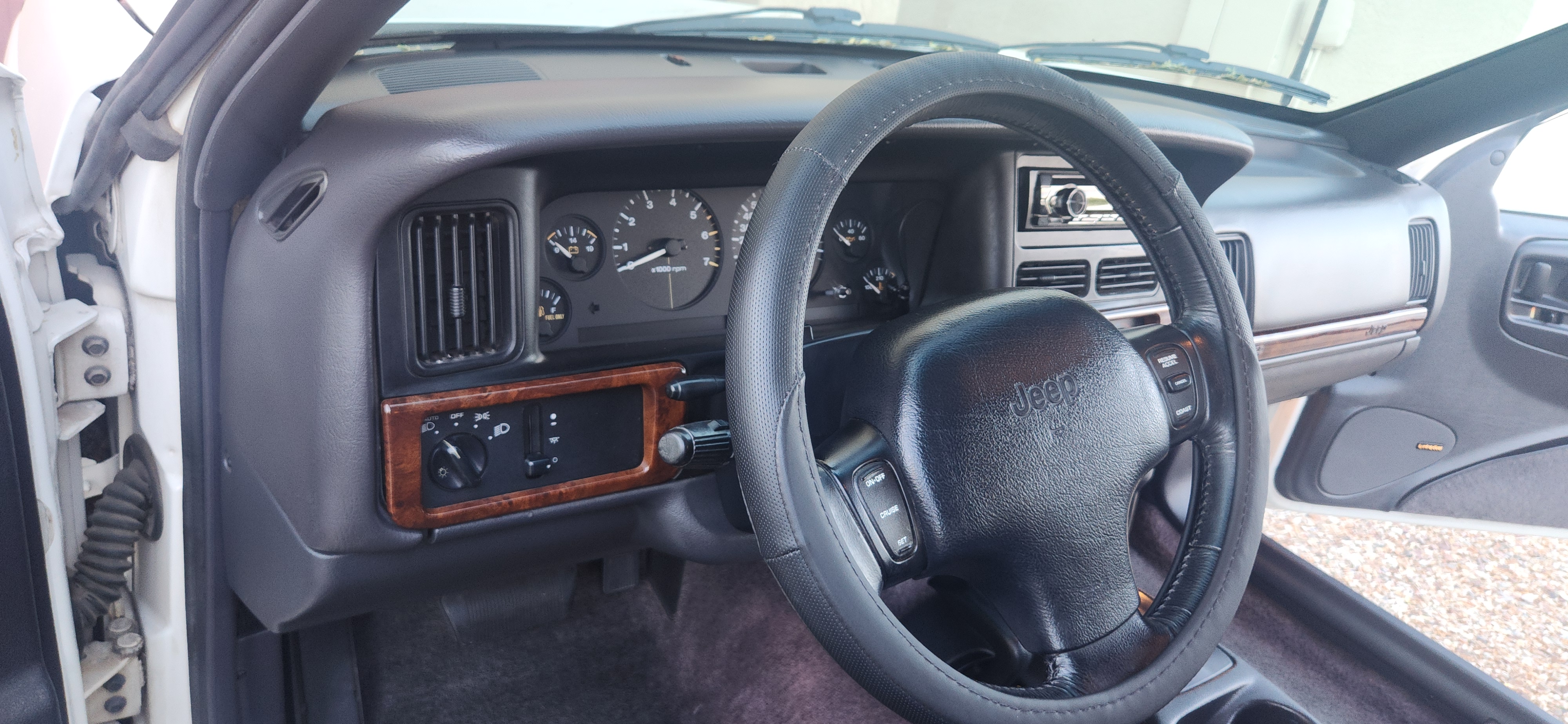 1996 Jeep Grand Cherokee Laredo