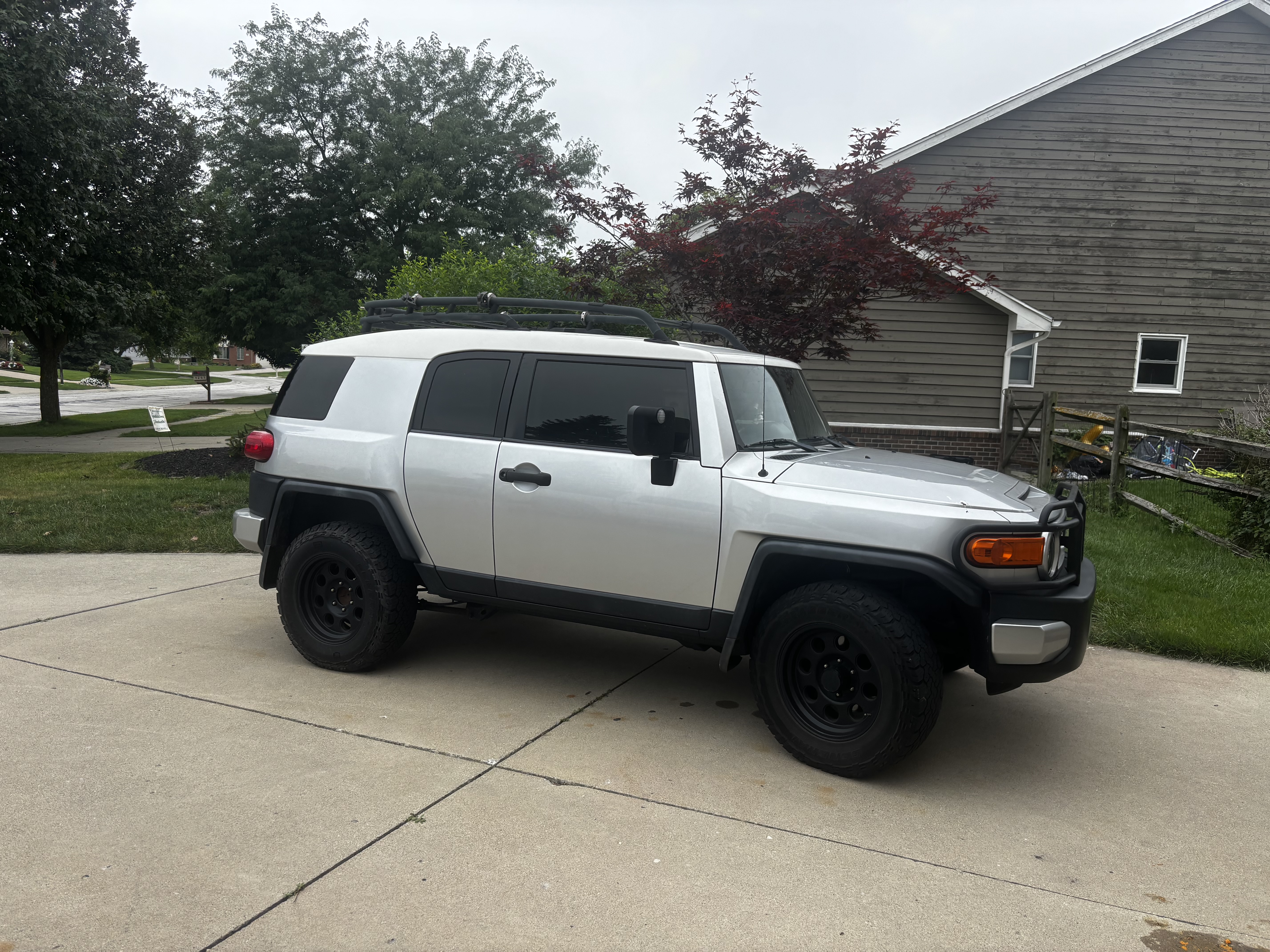 Used 2007 Toyota FJ Cruiser 4WD w/ Upgrade Pkg 2
