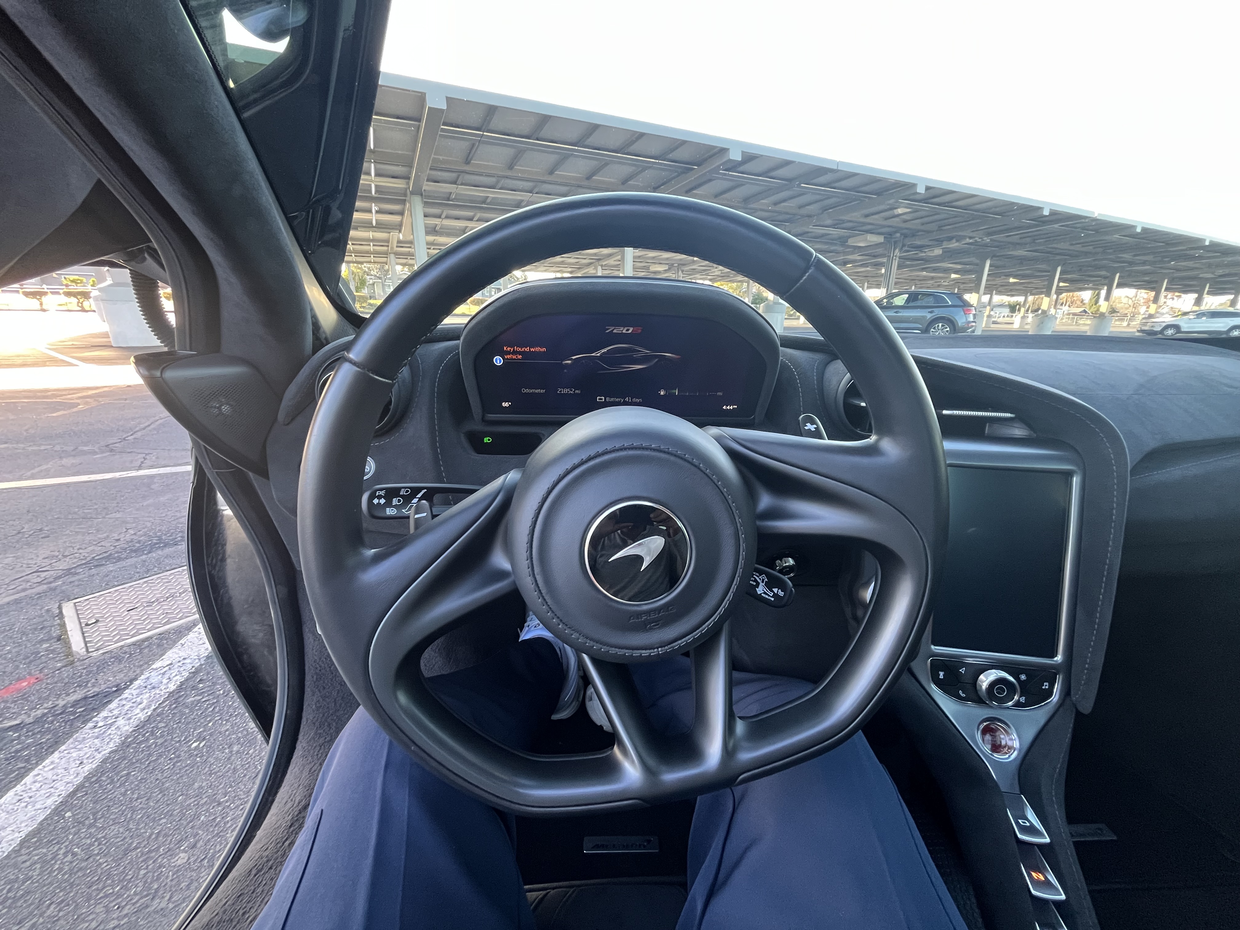 Used 2020 McLaren 720S photo 22