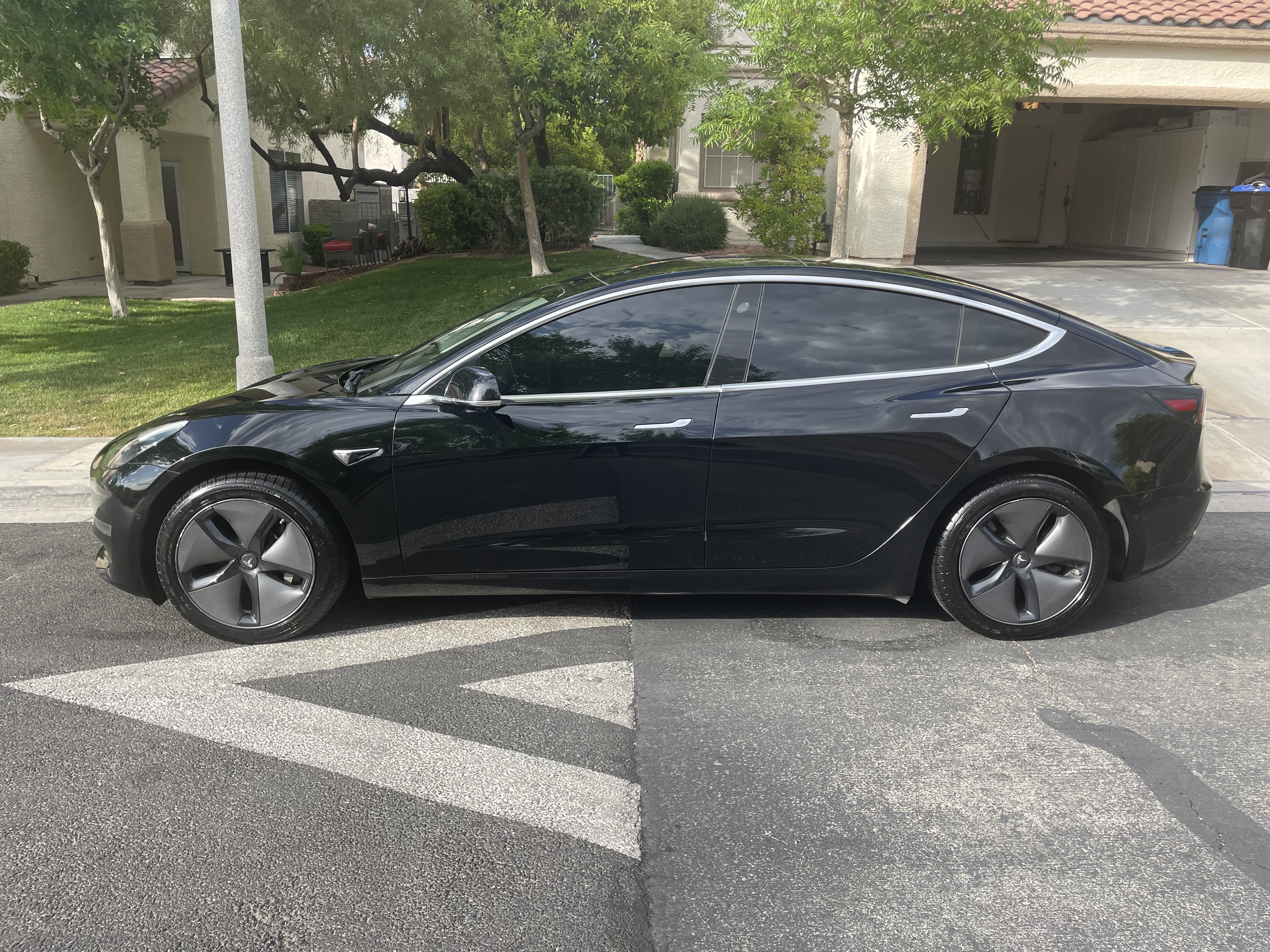2019 Tesla Model 3: Choosing the Right Trim - Autotrader