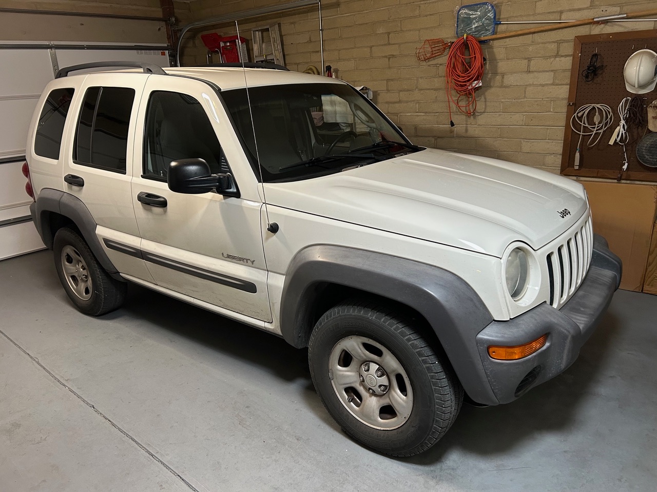 Used 2004 Jeep Liberty Sport w/ PWR Convenience Group