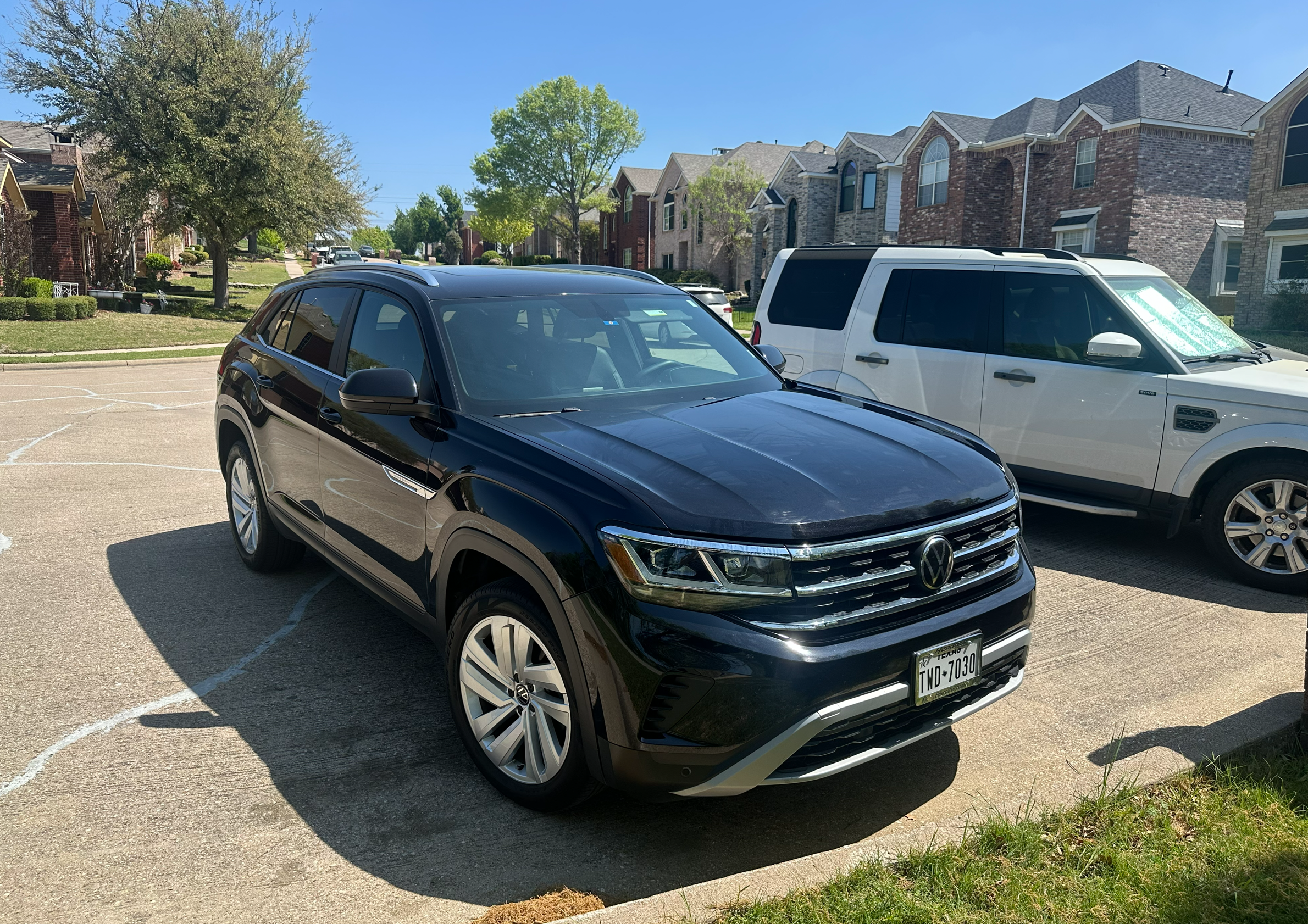 2023 Volkswagen Atlas Cross Sport SE w/Tech