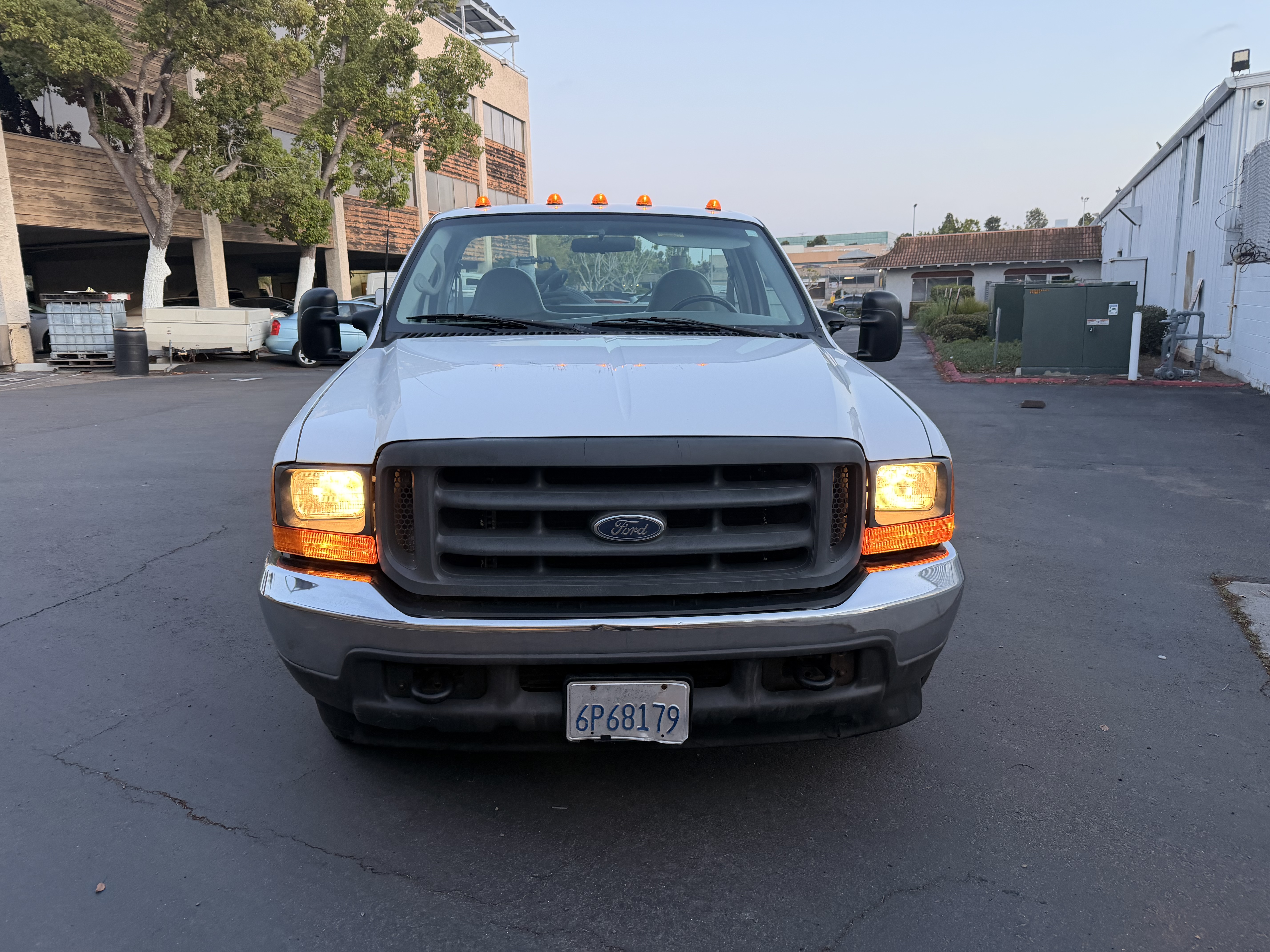 2001 Ford F350 2WD Regular Cab DRW Super Duty