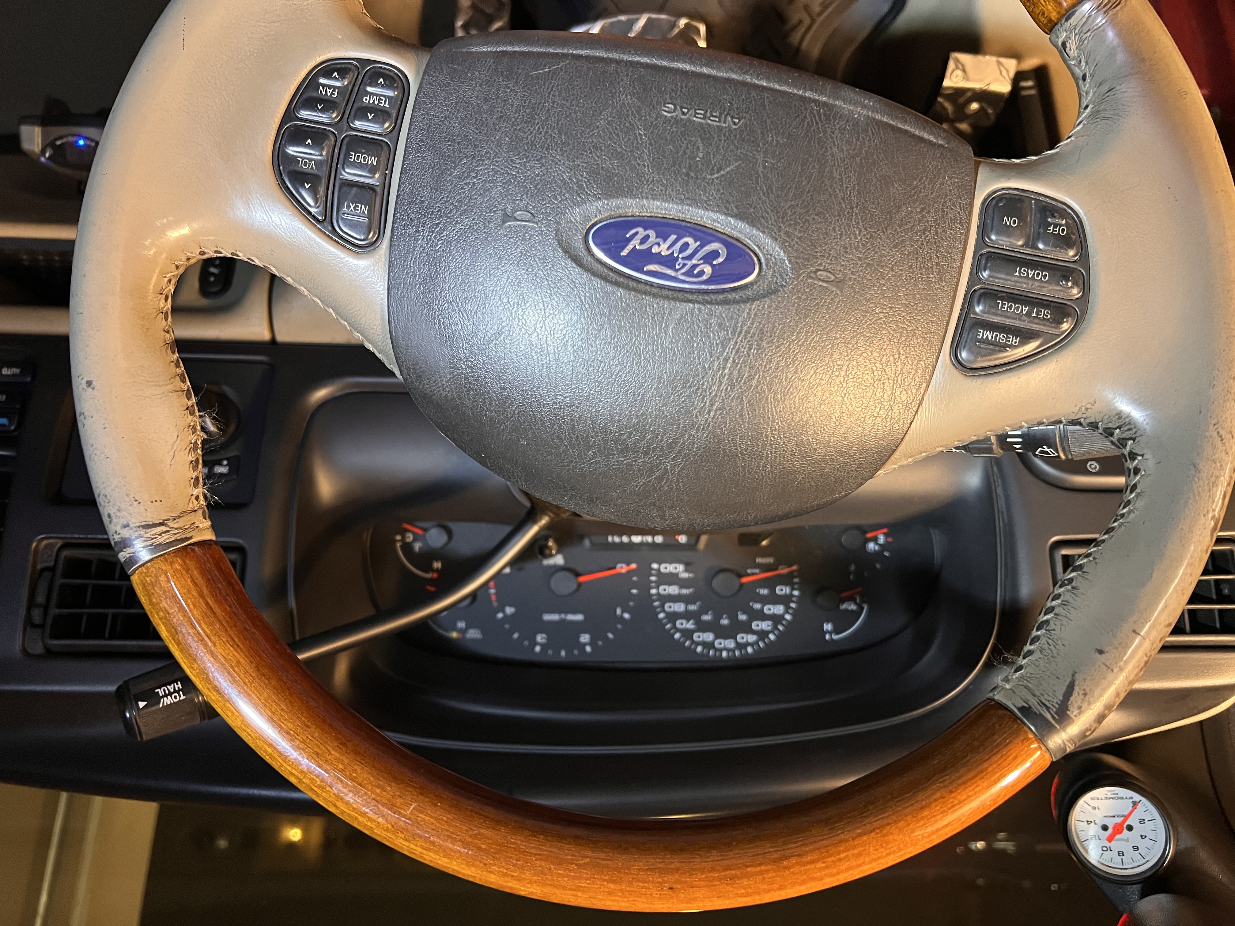 2005 Ford Excursion Eddie Bauer