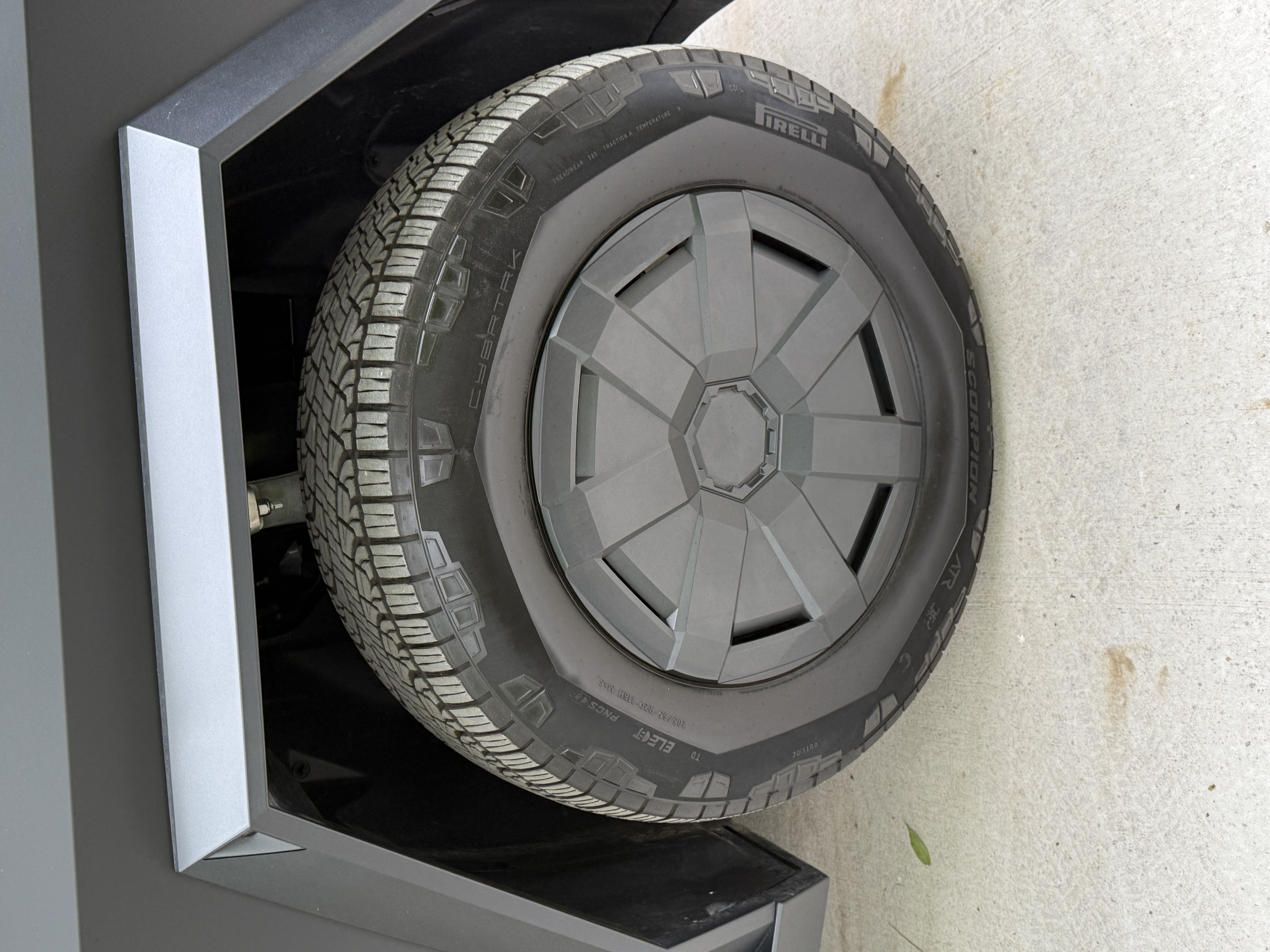 2025 Tesla Cybertruck AWD Crew Cab