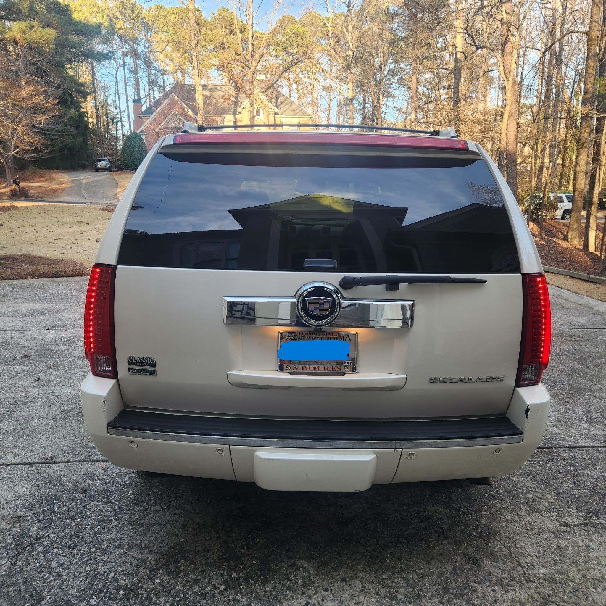 2010 Cadillac Escalade Premium
