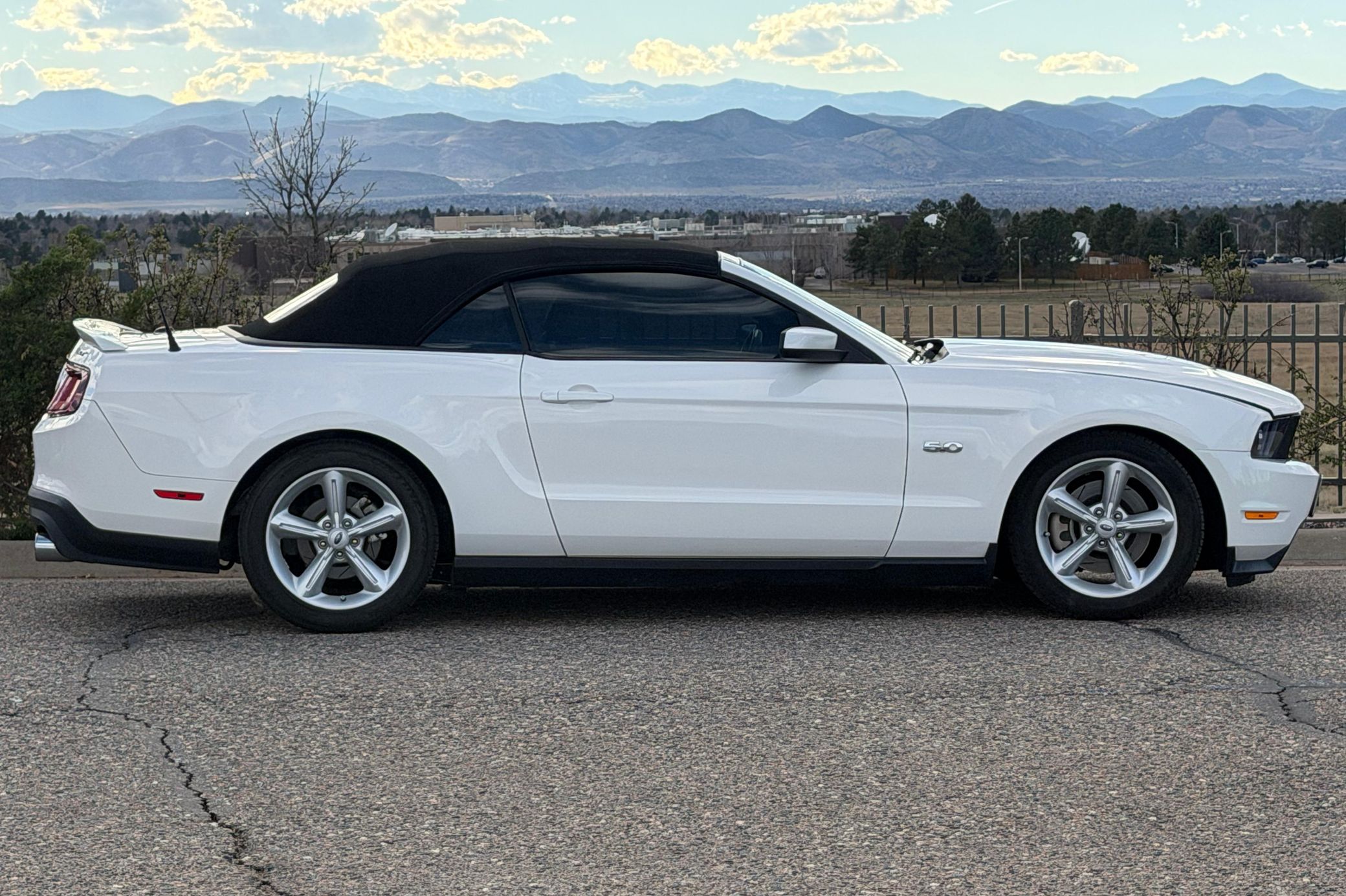 2011 Ford Mustang GT Premium