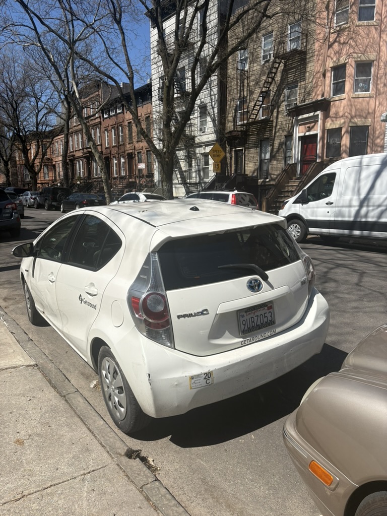 2014 Toyota Prius C Two