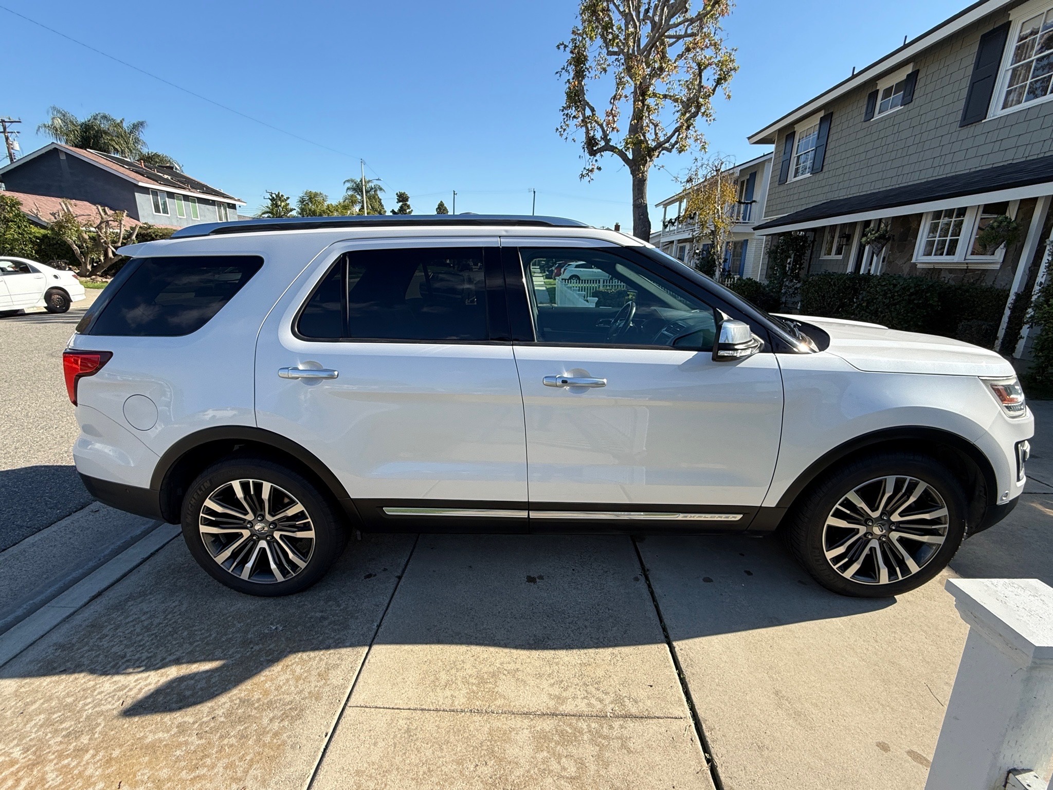 2017 Ford Explorer Platinum