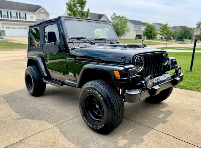 Used 1999 Jeep Wrangler SE