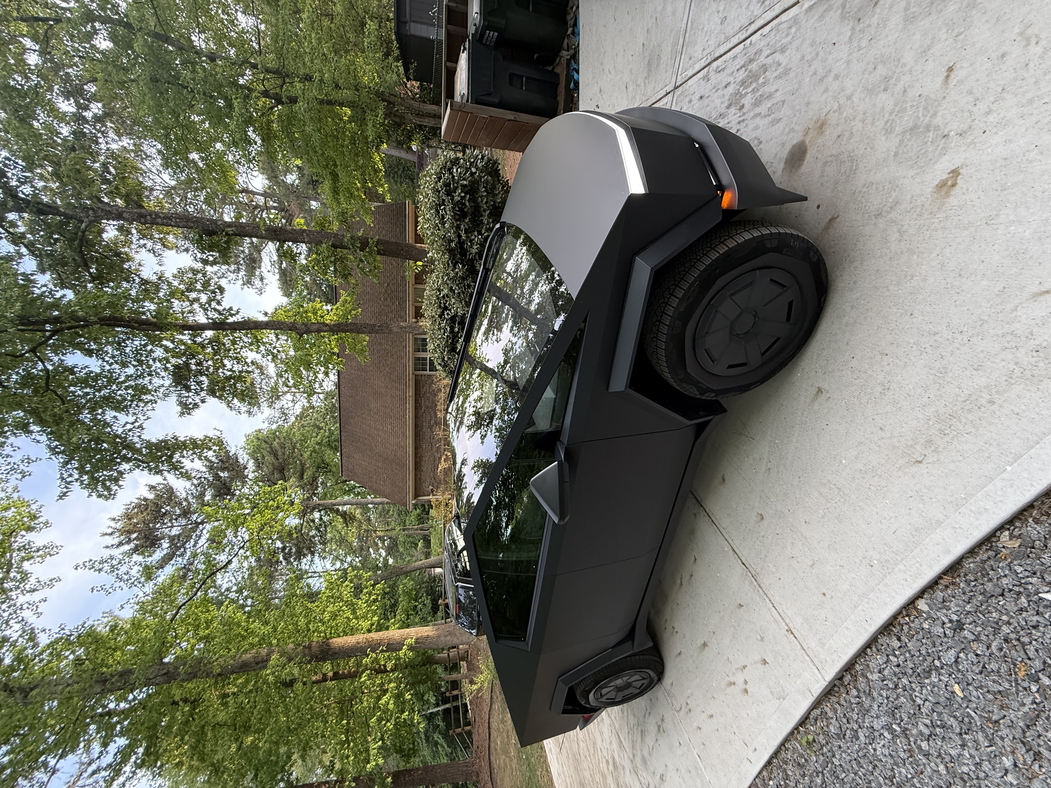 2025 Tesla Cybertruck AWD Crew Cab