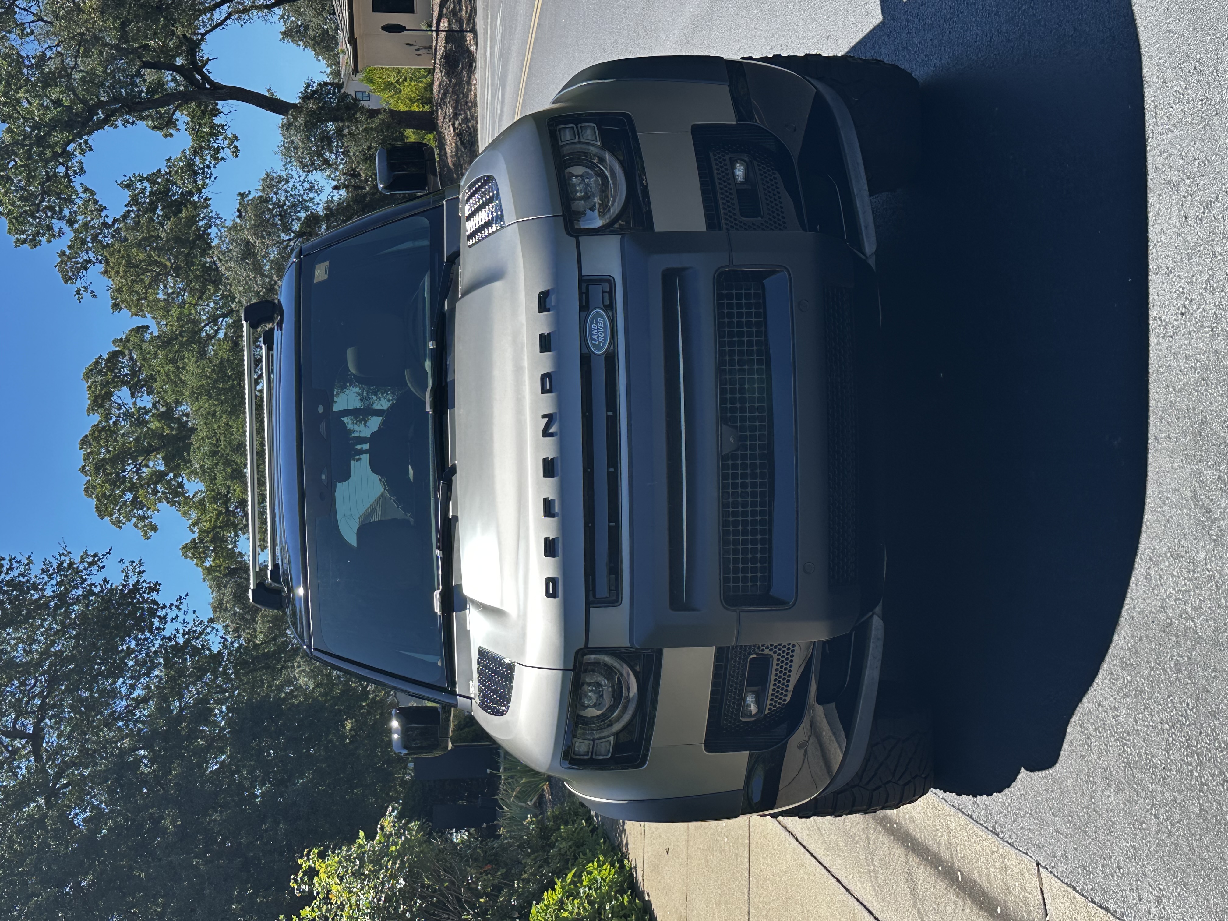 Used 2025 Land Rover Defender 110 X-Dynamic SE