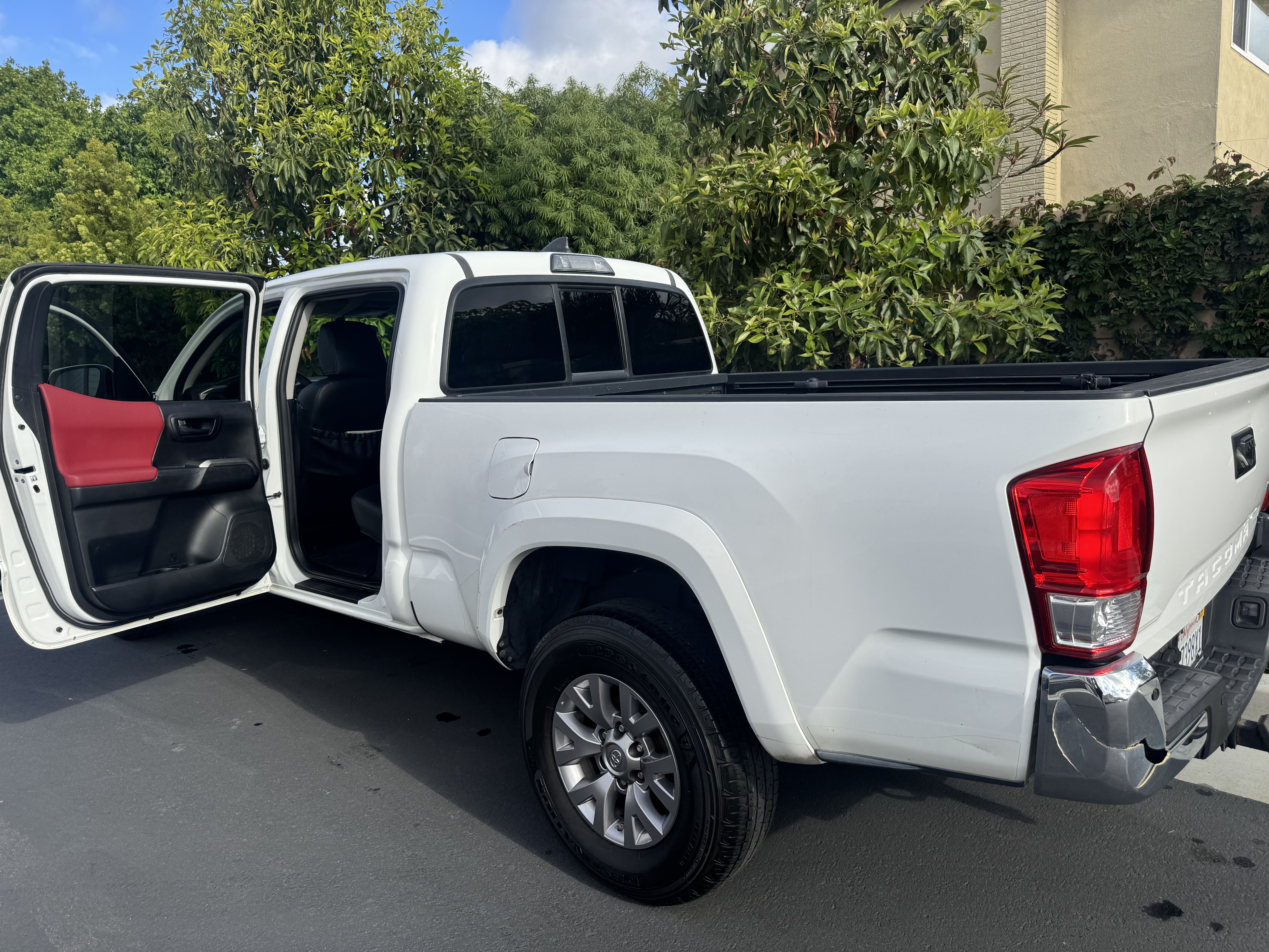 2017 Toyota Tacoma SR5