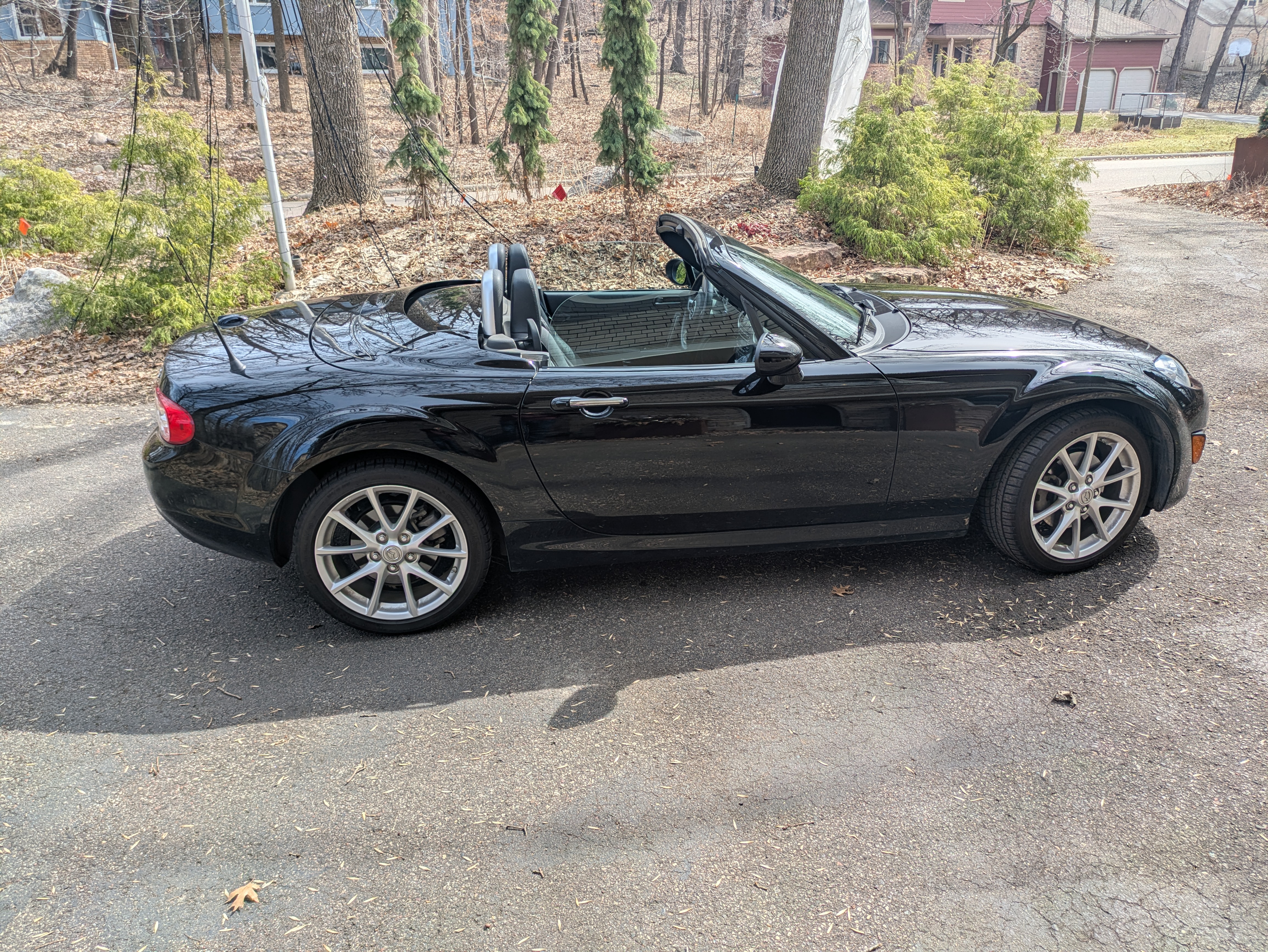Used 2010 MAZDA MX-5 Miata Grand Touring w/ Premium Pkg