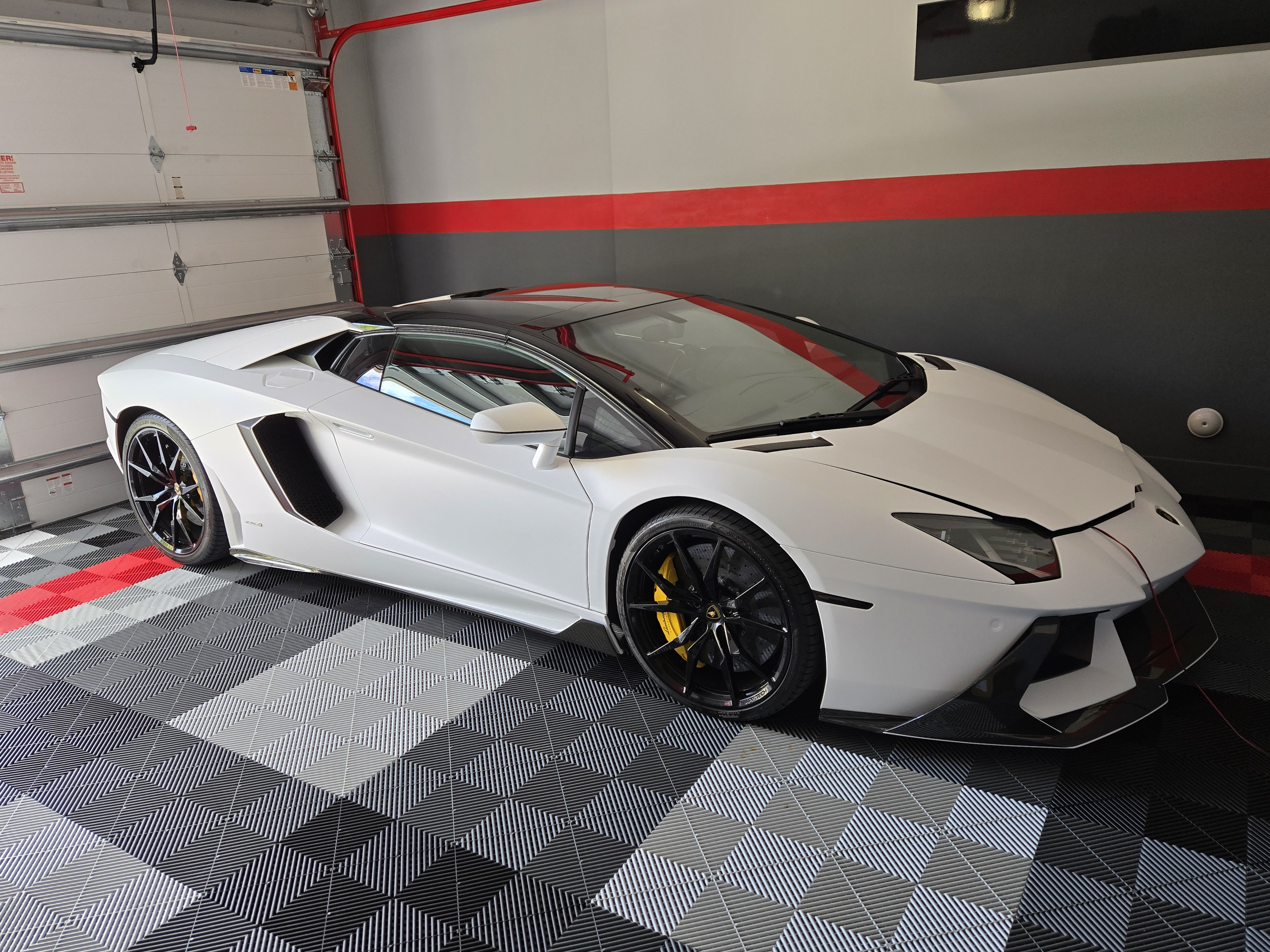 Used 2014 Lamborghini Aventador LP 700-4