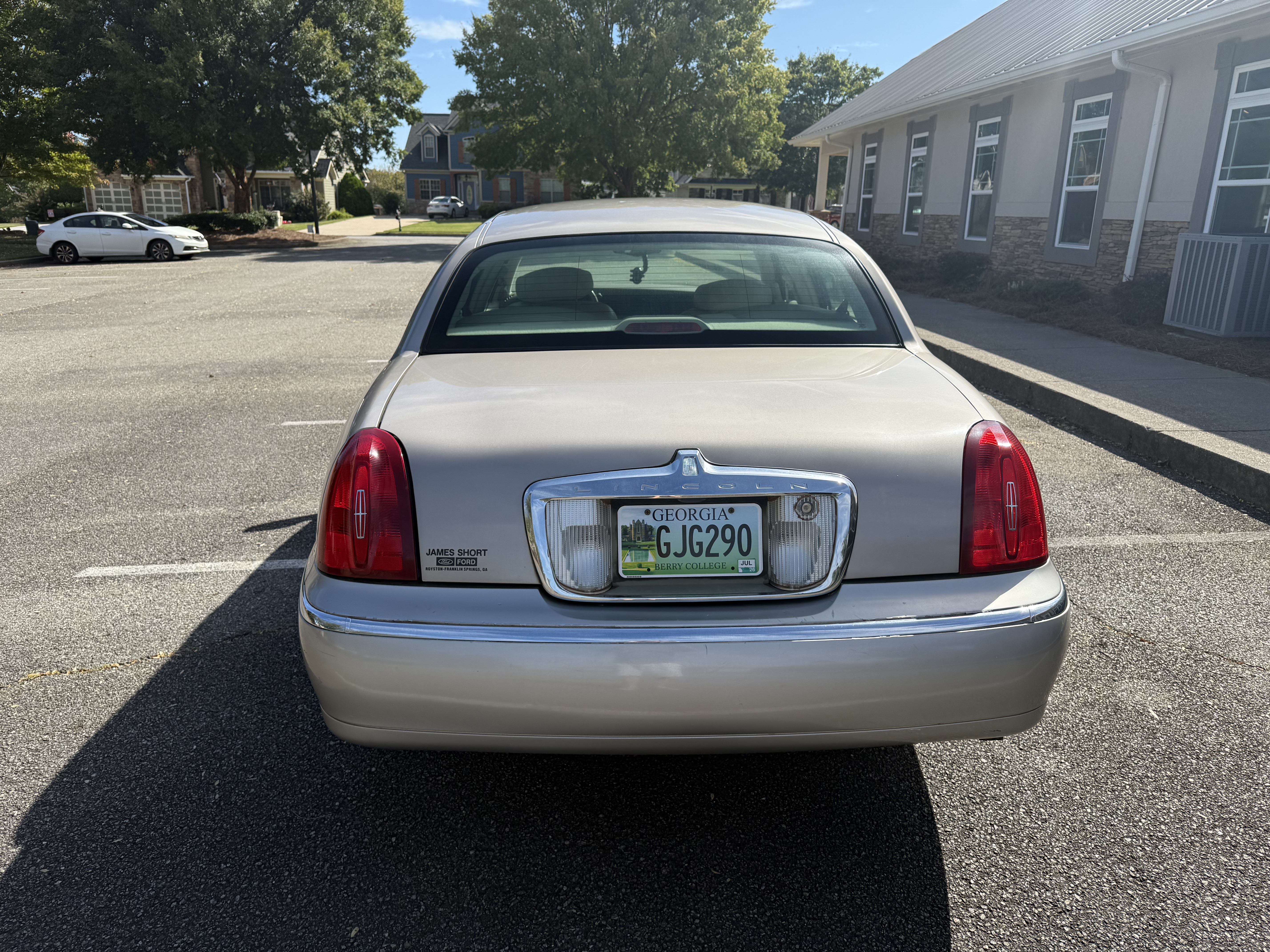 2001 Lincoln Town Car Executive