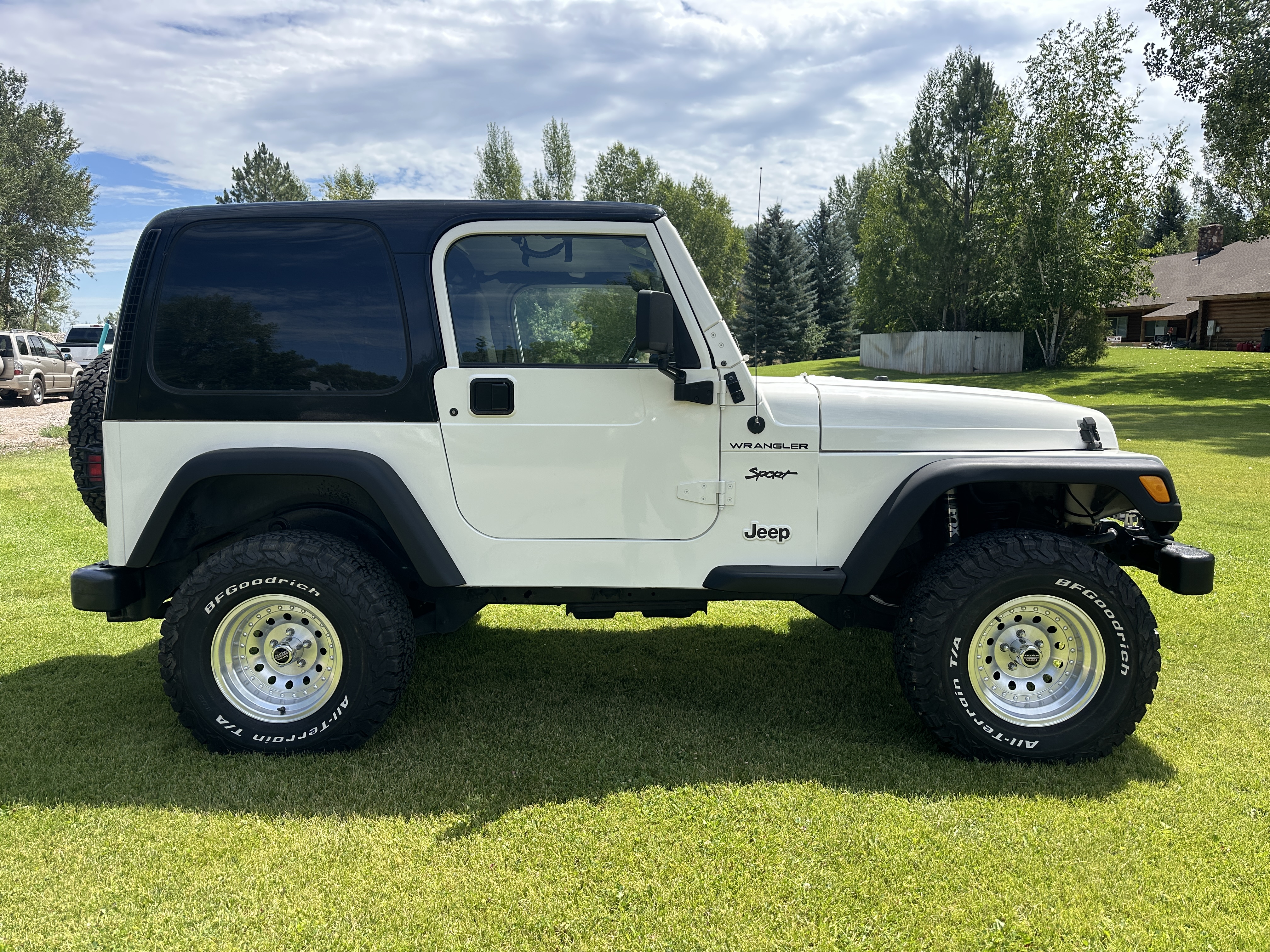 Used 2000 Jeep Wrangler Sport