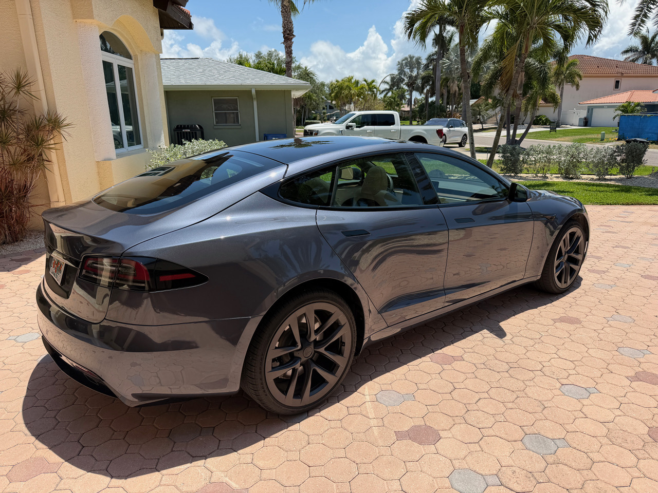 2023 Tesla Model S Standard Range