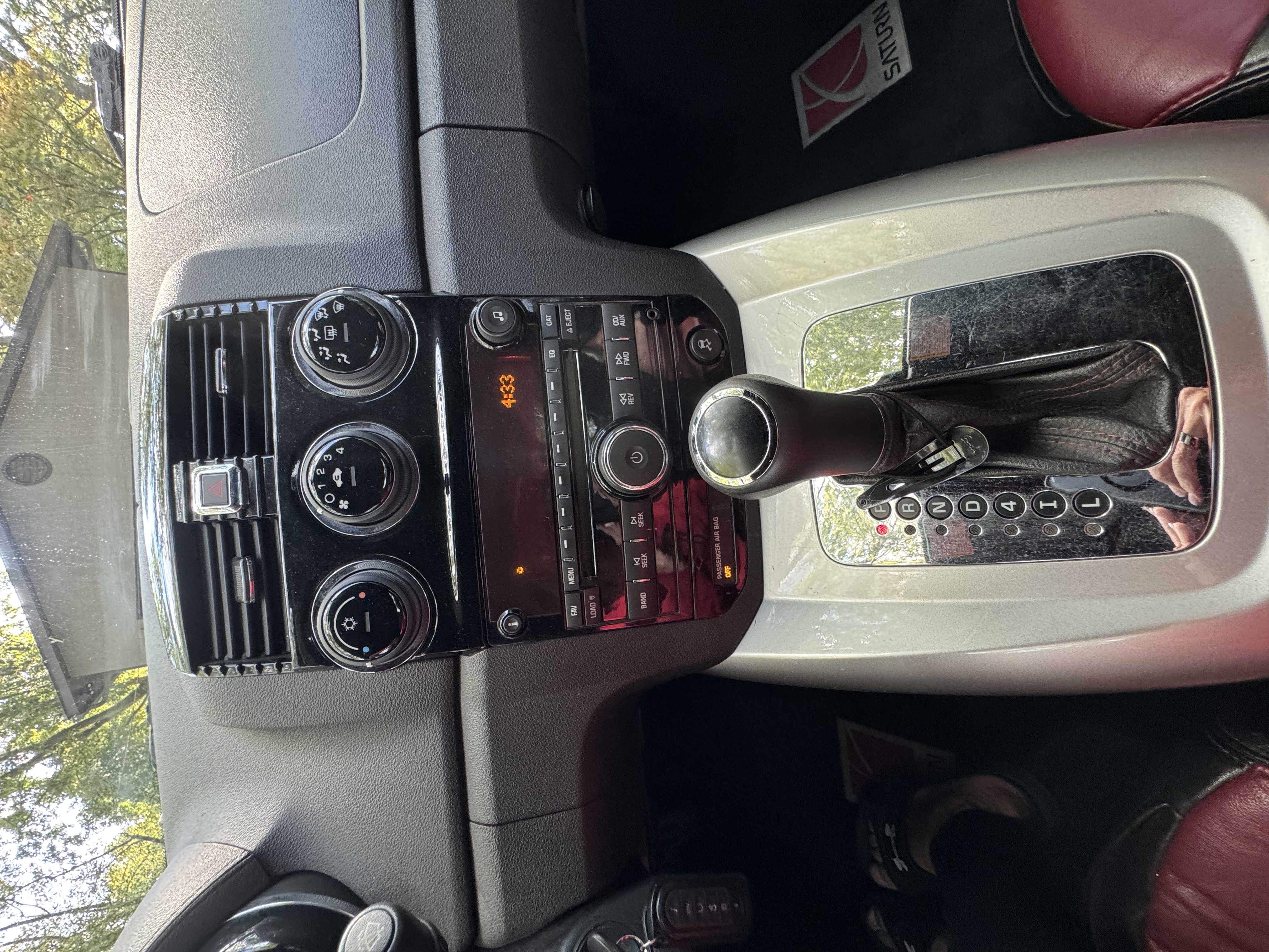 Saturn Sky 2009 photo 3