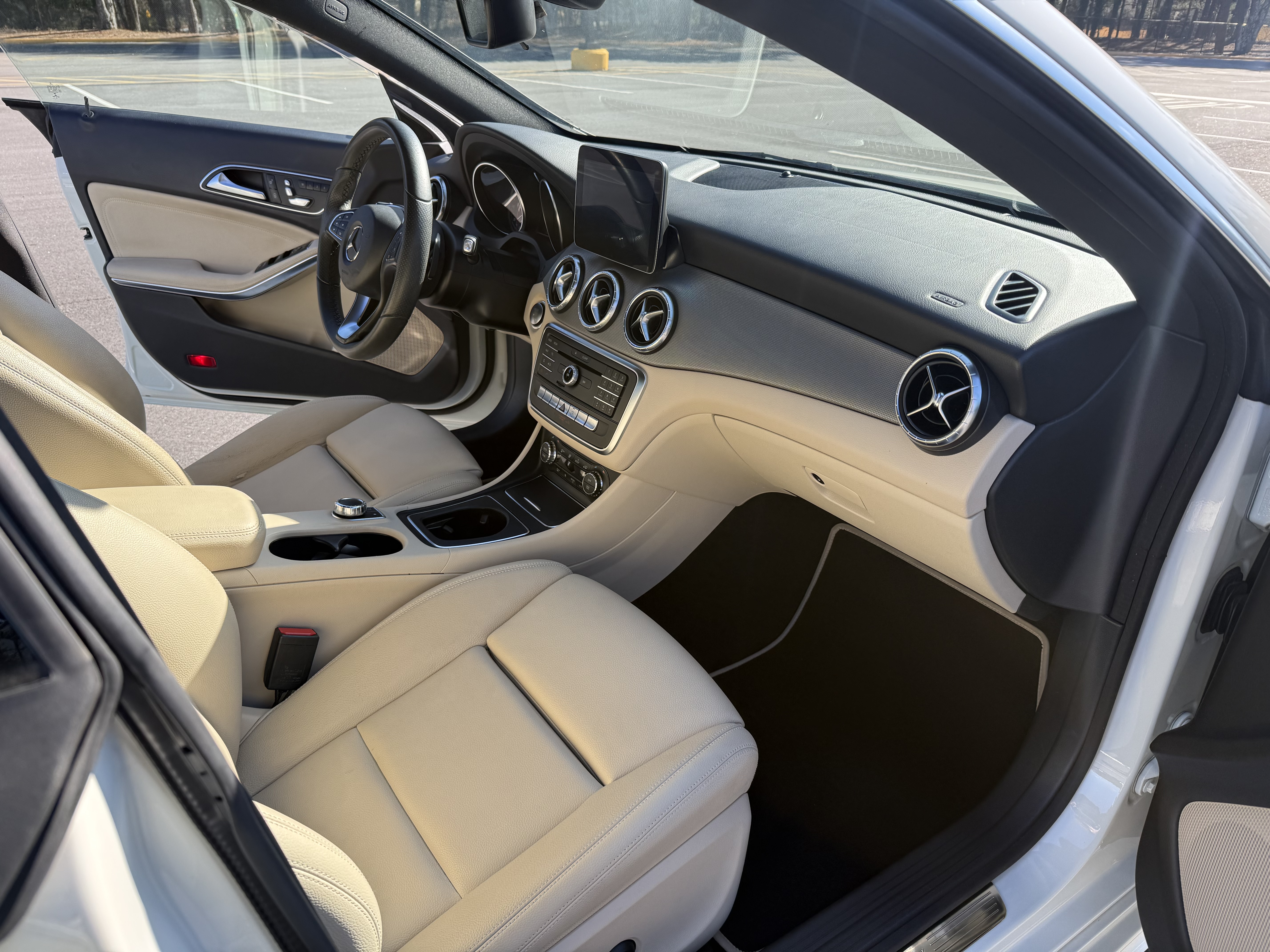 2018 Mercedes-Benz CLA 250