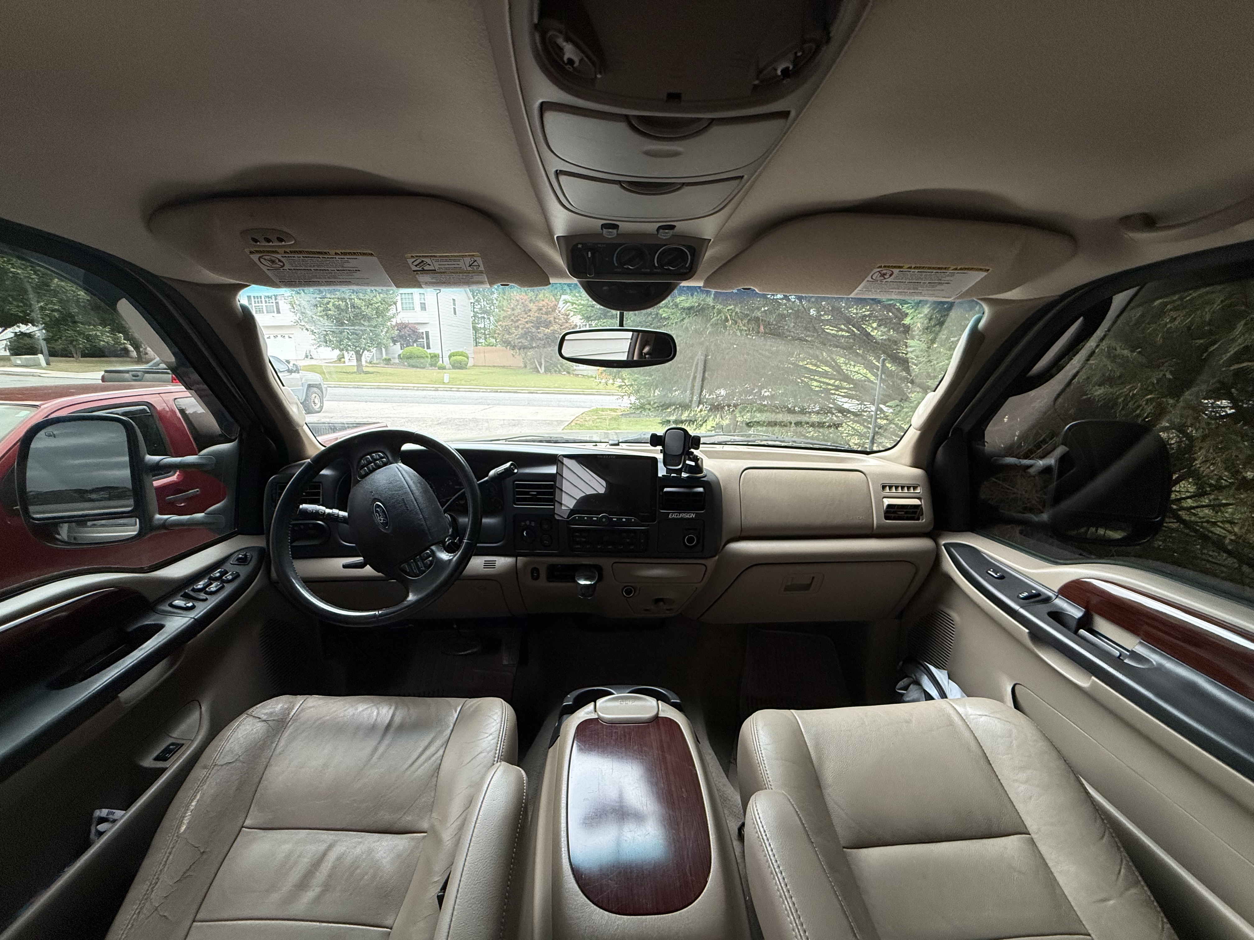 Ford Excursion 2005 photo 2