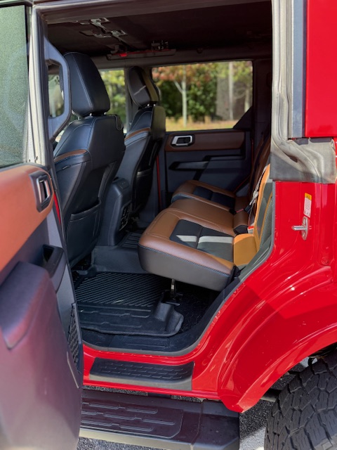 2024 Ford Bronco Outer Banks