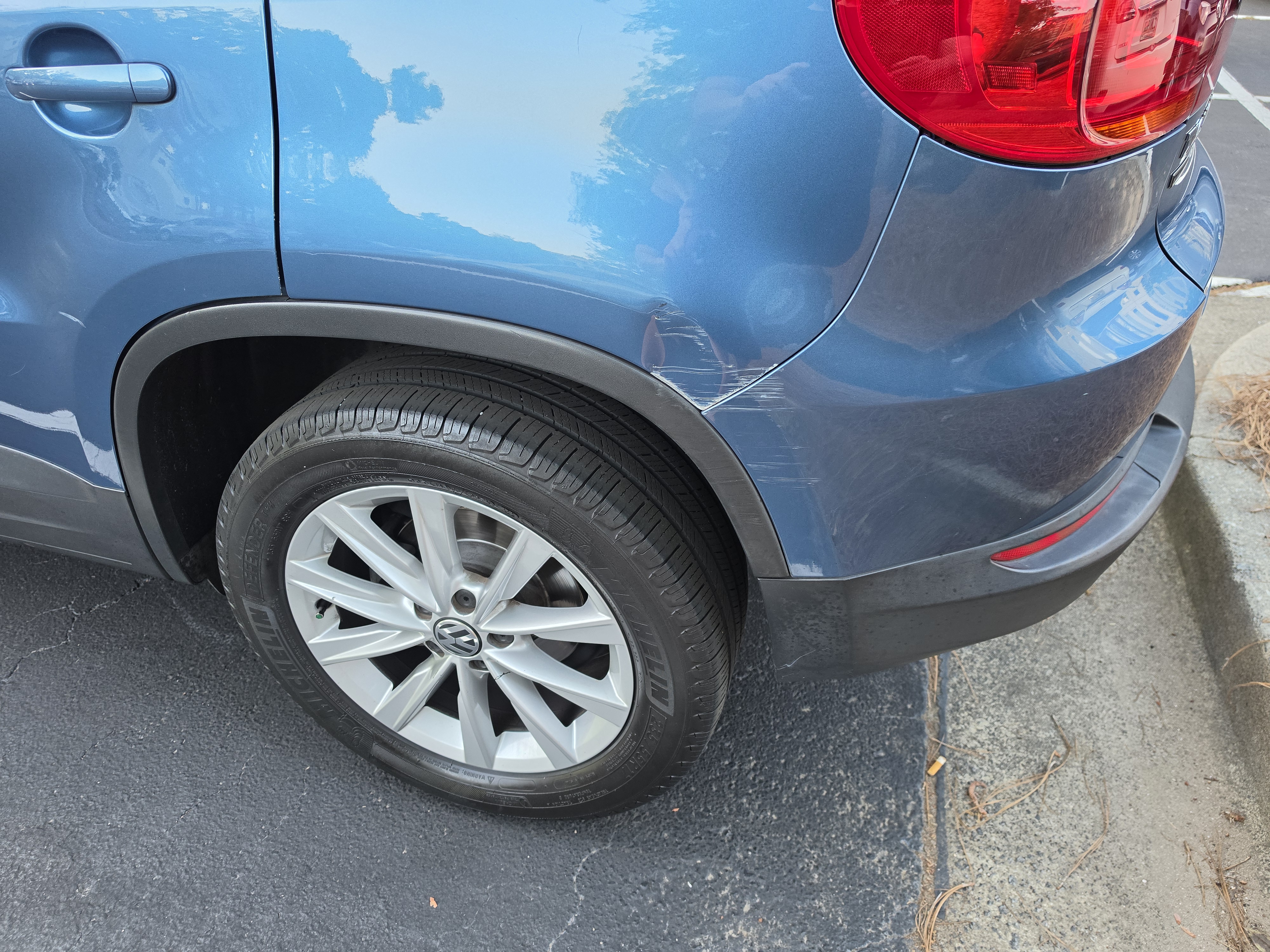 2017 Volkswagen Tiguan S