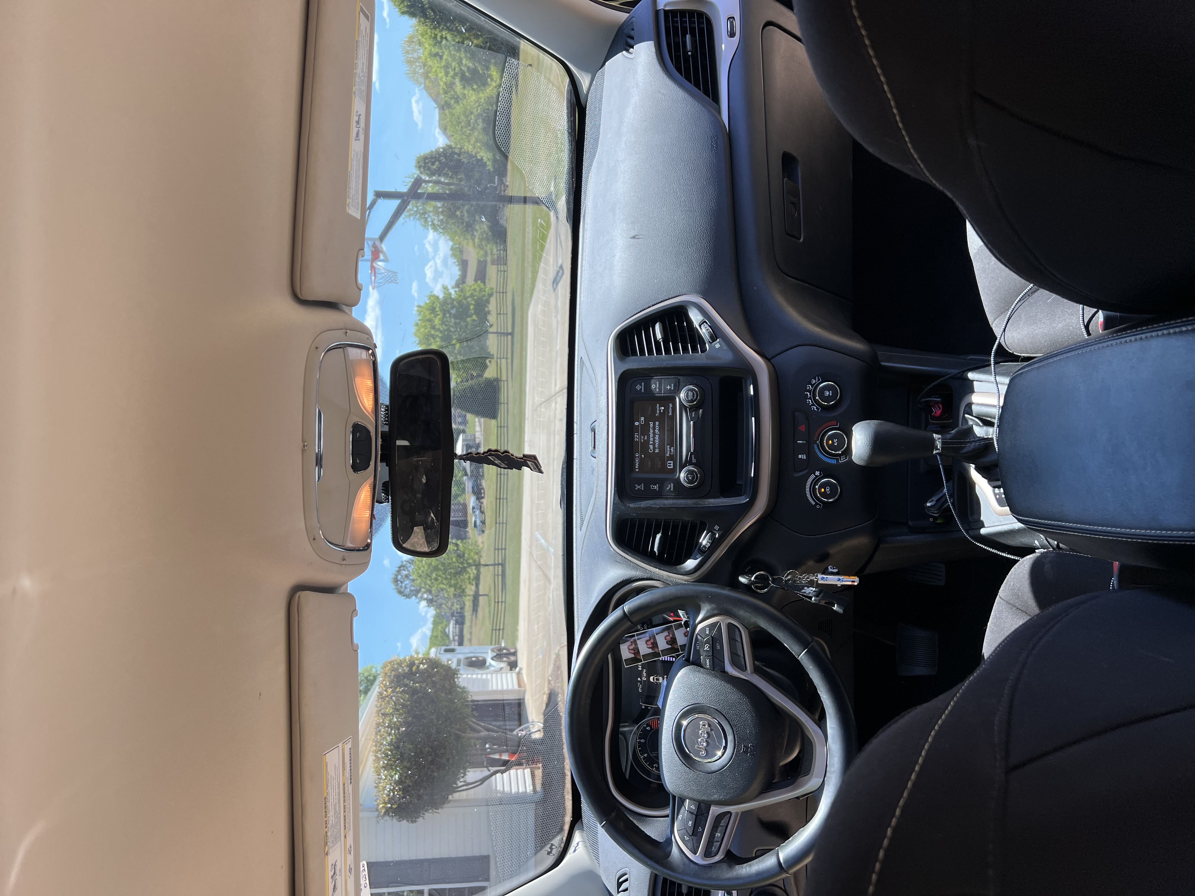 2017 Jeep Cherokee Sport