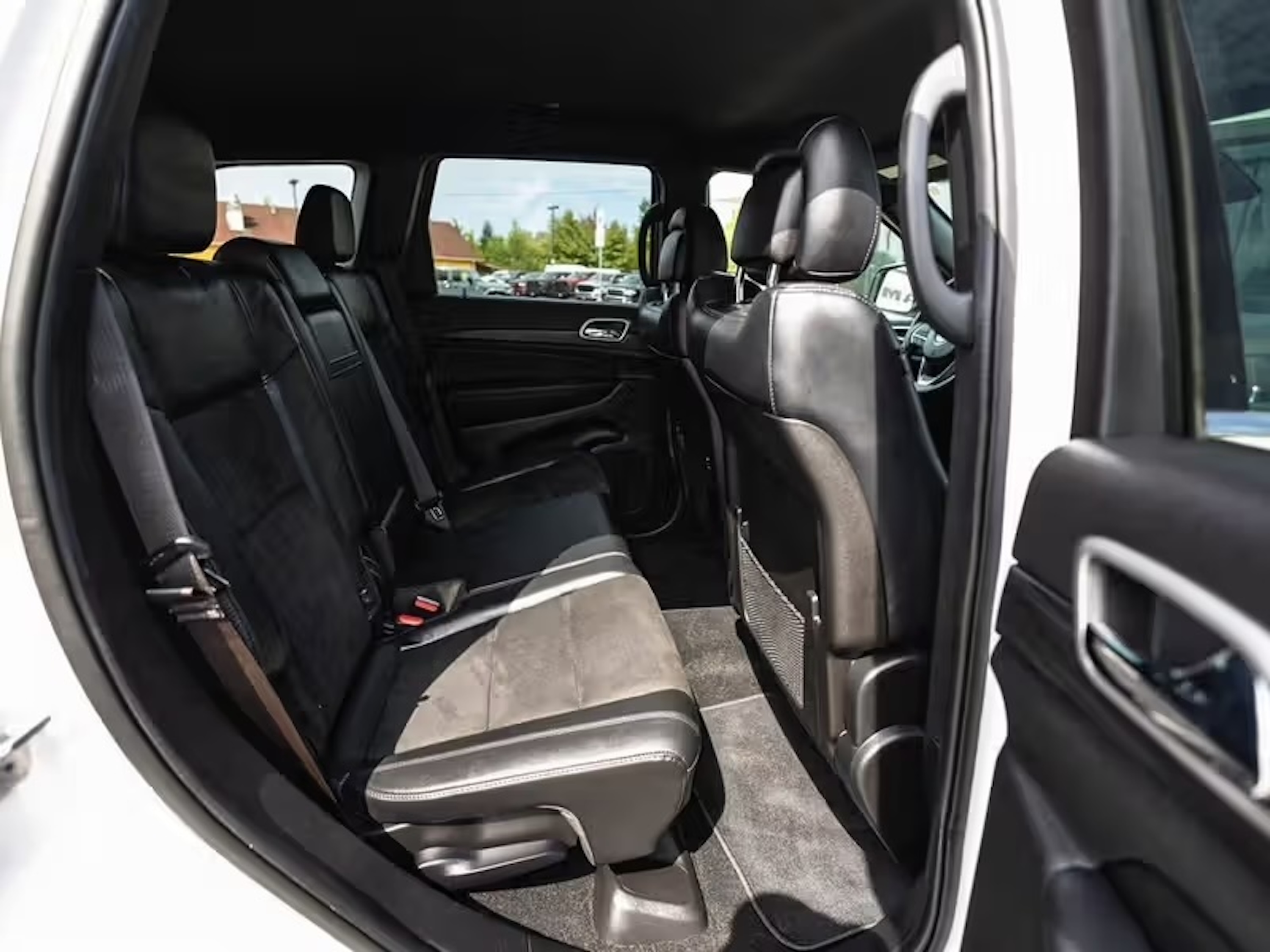 2022 Jeep Grand Cherokee Laredo X