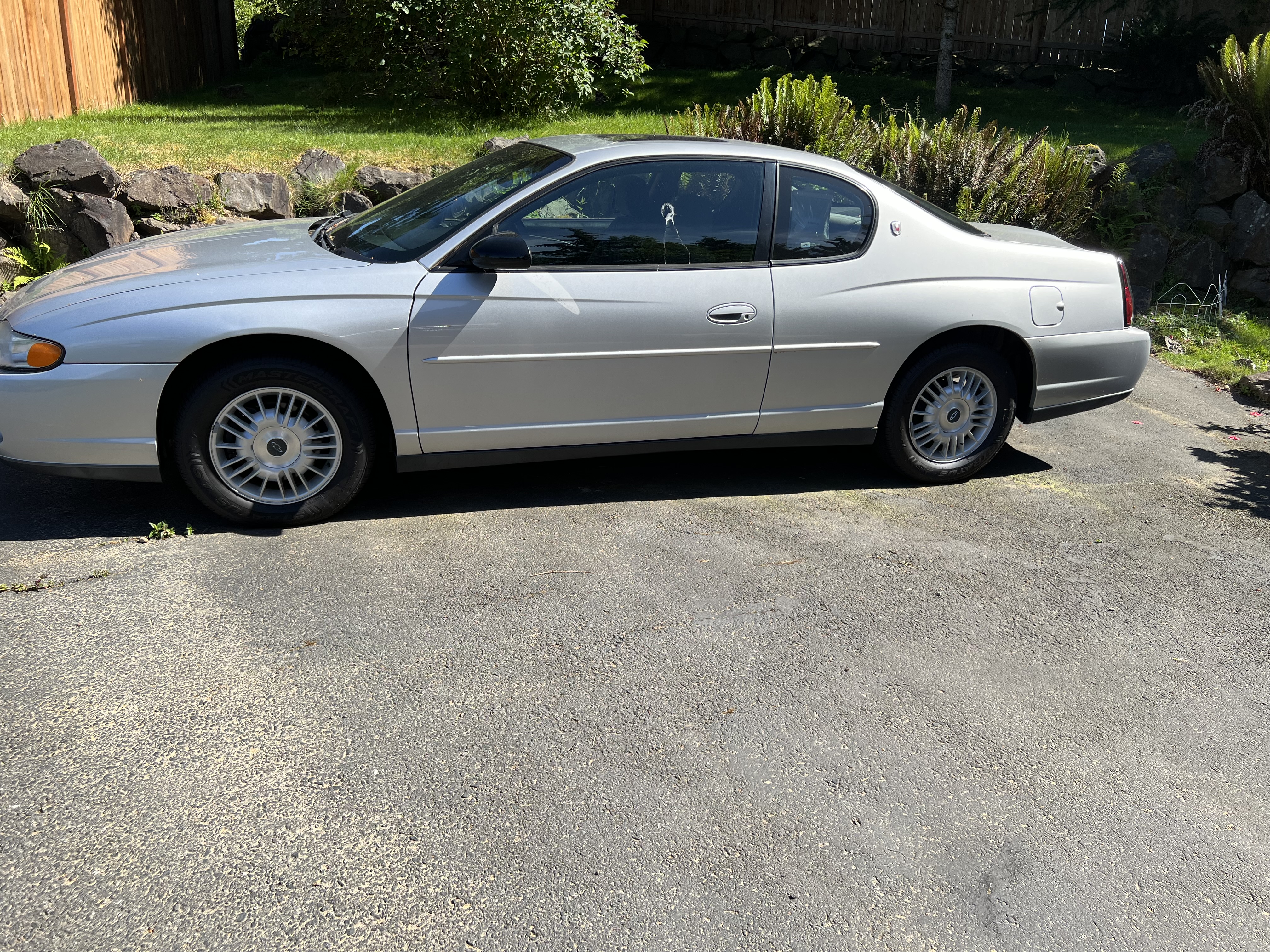 Used 2000 Chevrolet Monte Carlo LS w/ Preferred Equipment Group 1