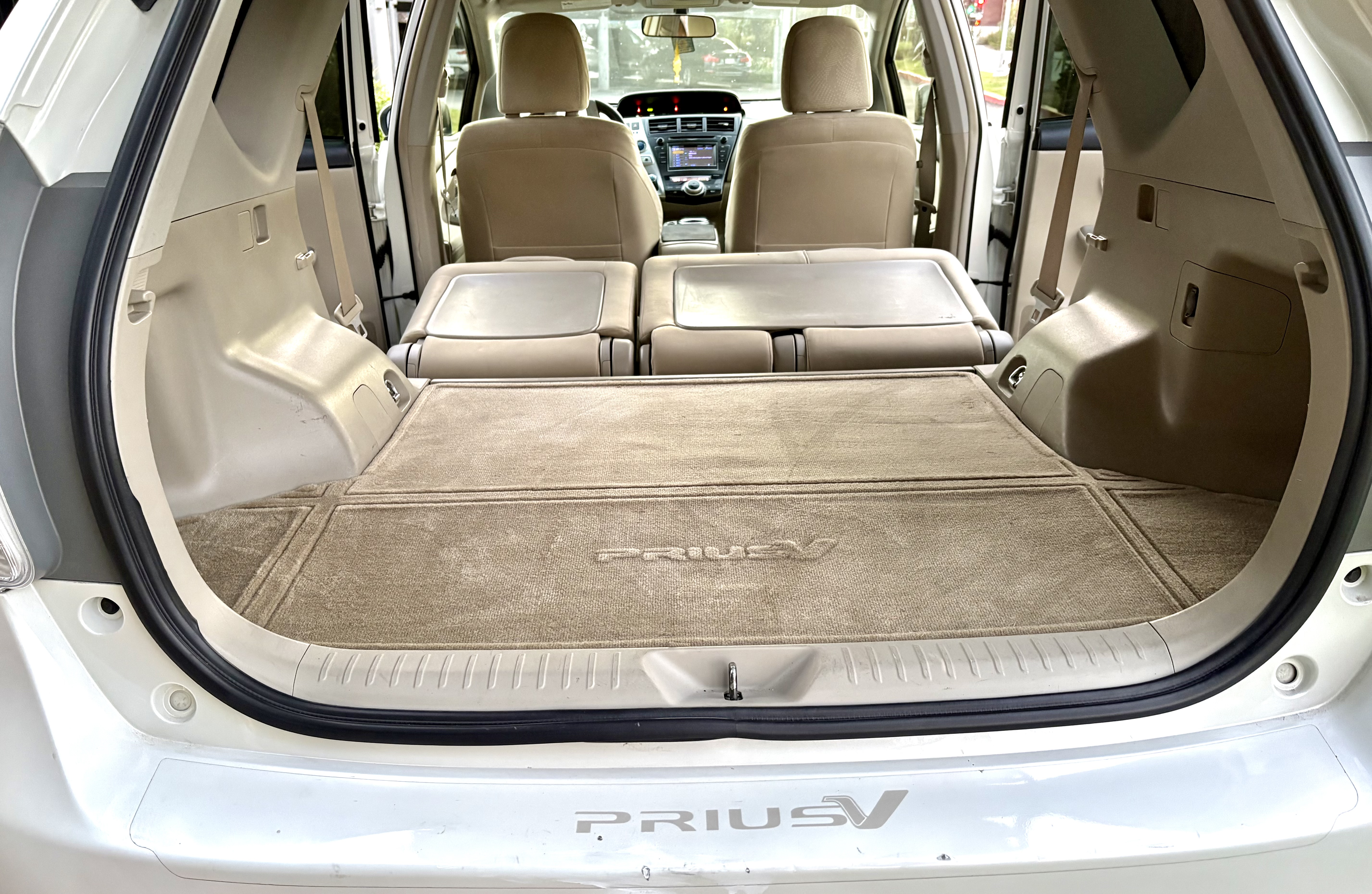 2014 Toyota Prius V Two