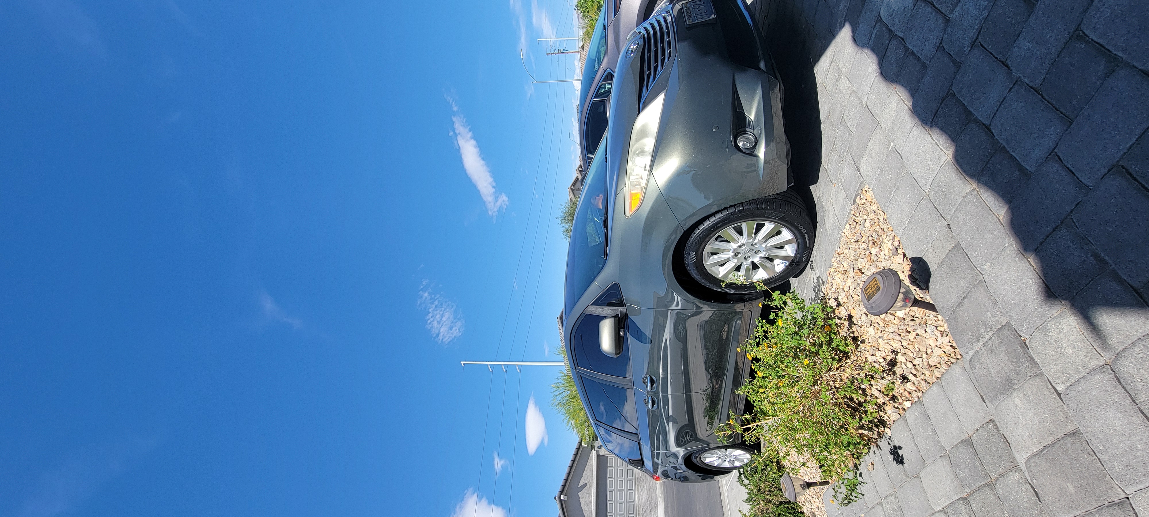 Used 2011 Toyota Sienna Limited w/ Premium Pkg
