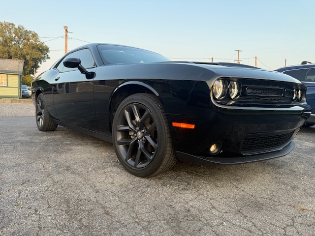 2022 Dodge Challenger SXT