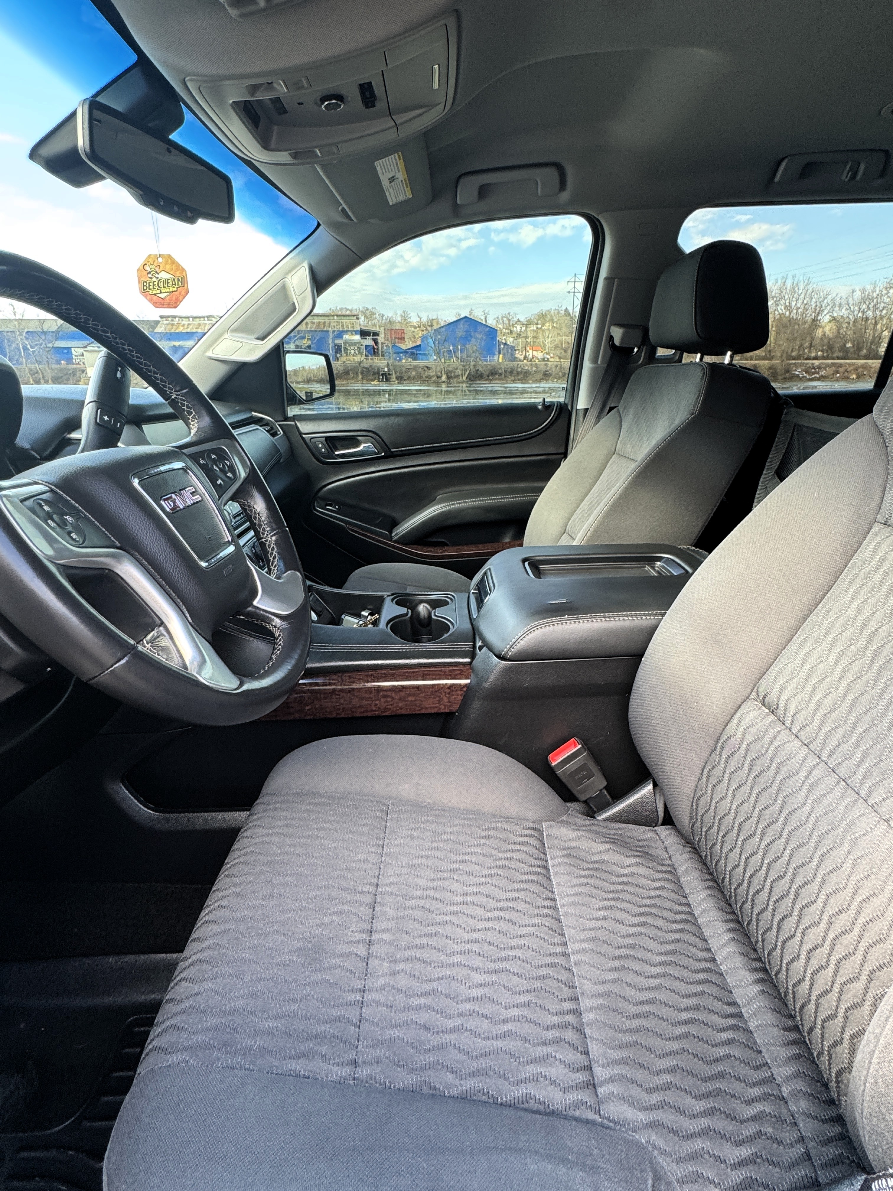 2017 GMC Yukon XL SLE