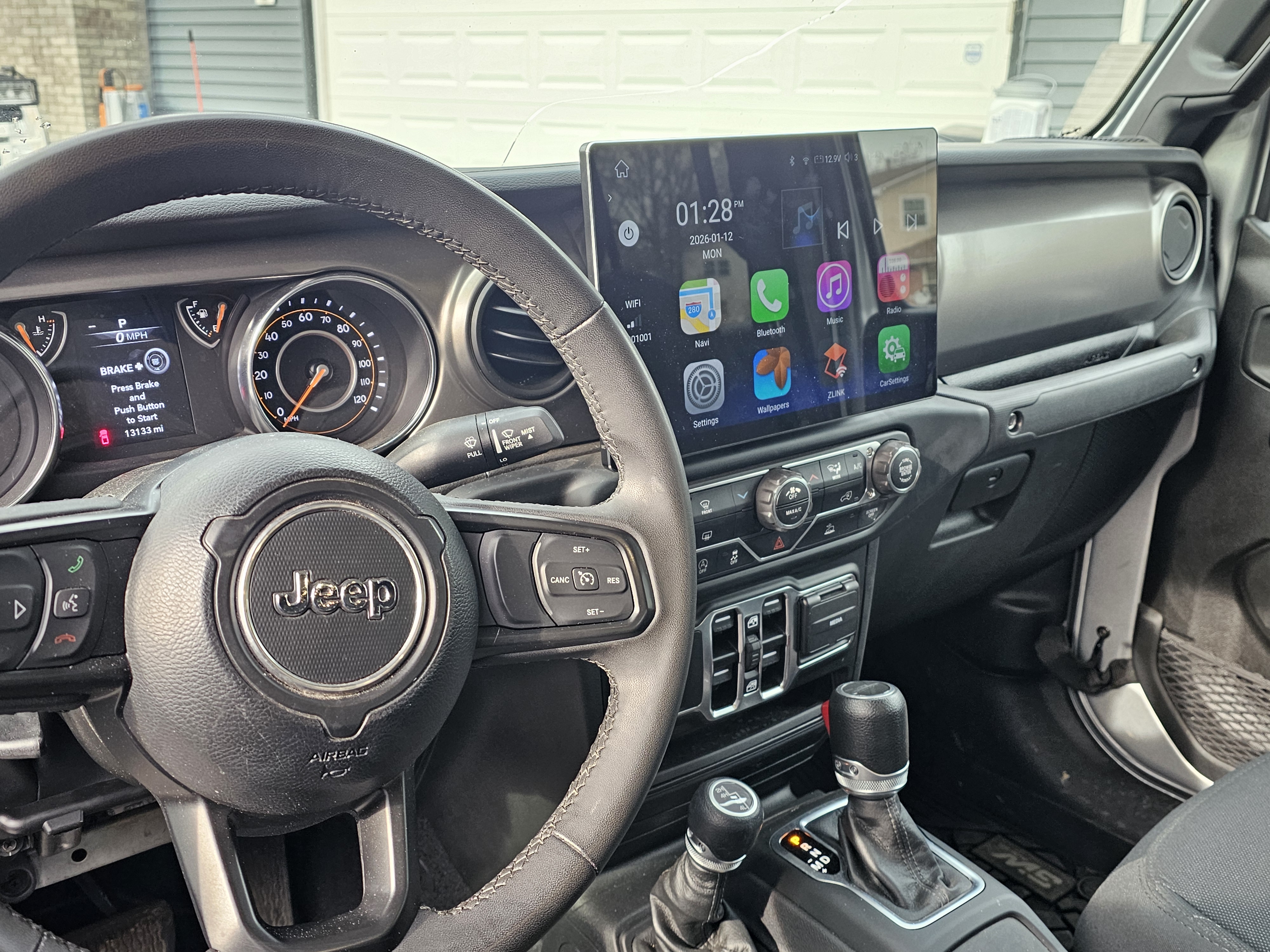 2023 Jeep Gladiator Sport